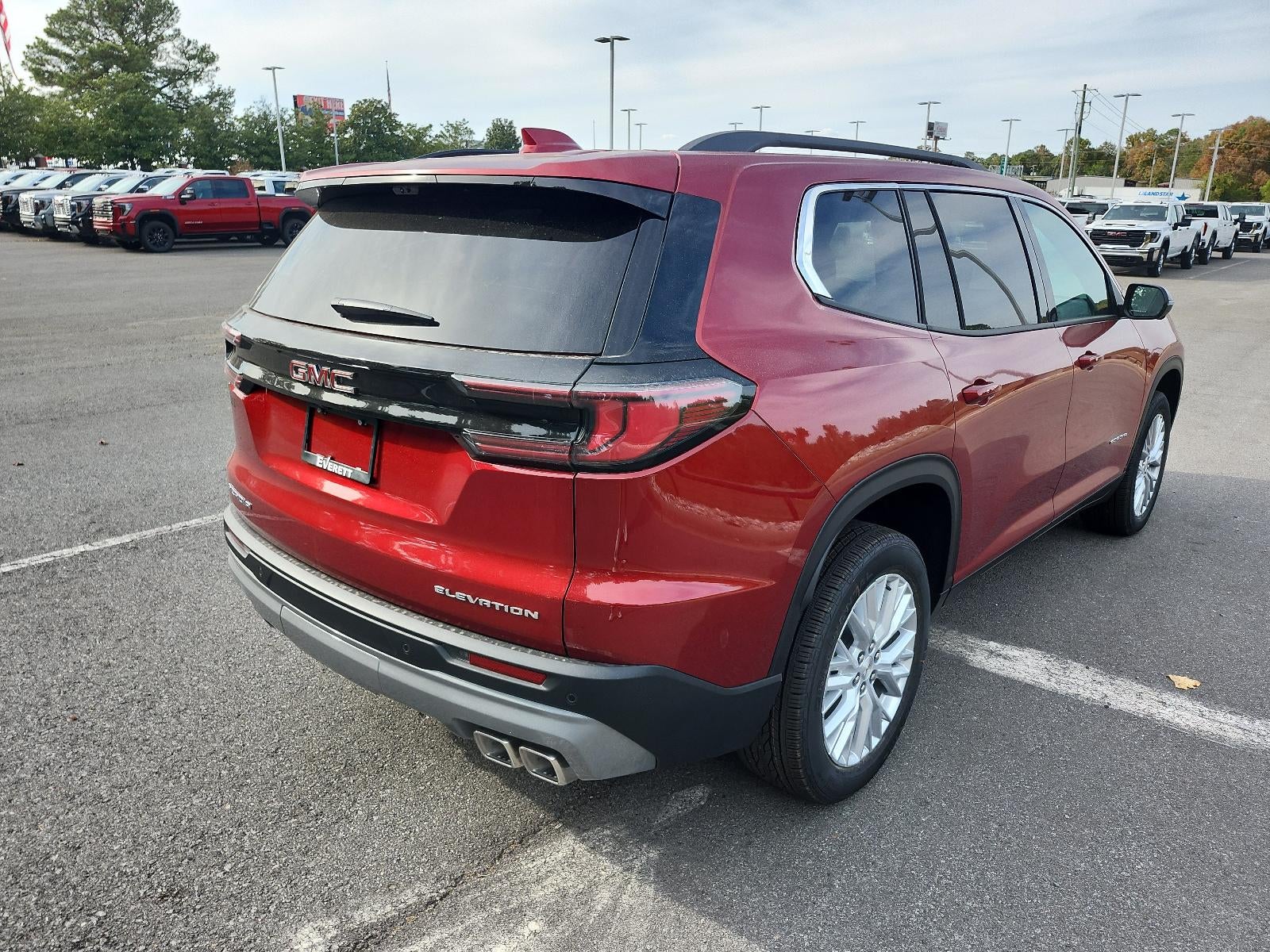 2027 GMC Acadia FWD Elevation w/4SC