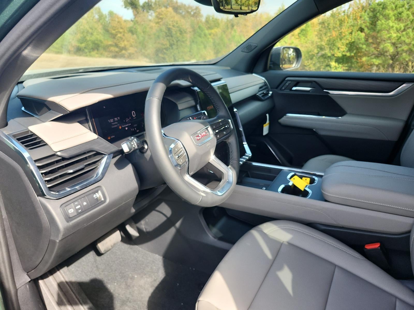 2027 GMC Acadia FWD Elevation w/4SC