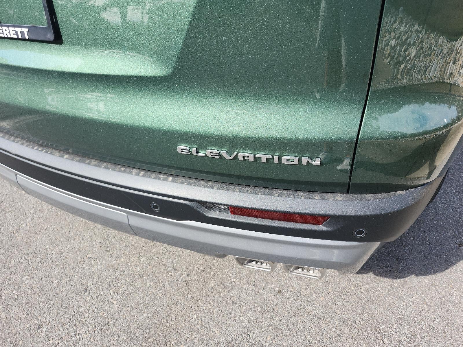 2027 GMC Acadia FWD Elevation w/4SC