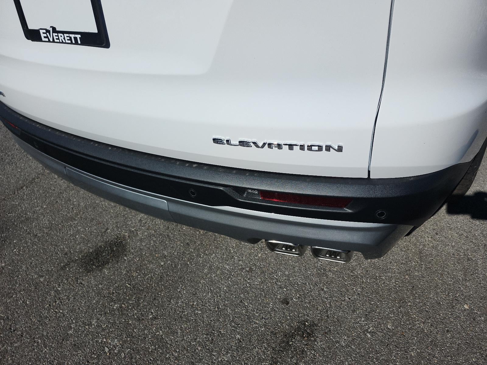 2027 GMC Acadia FWD Elevation w/4SC