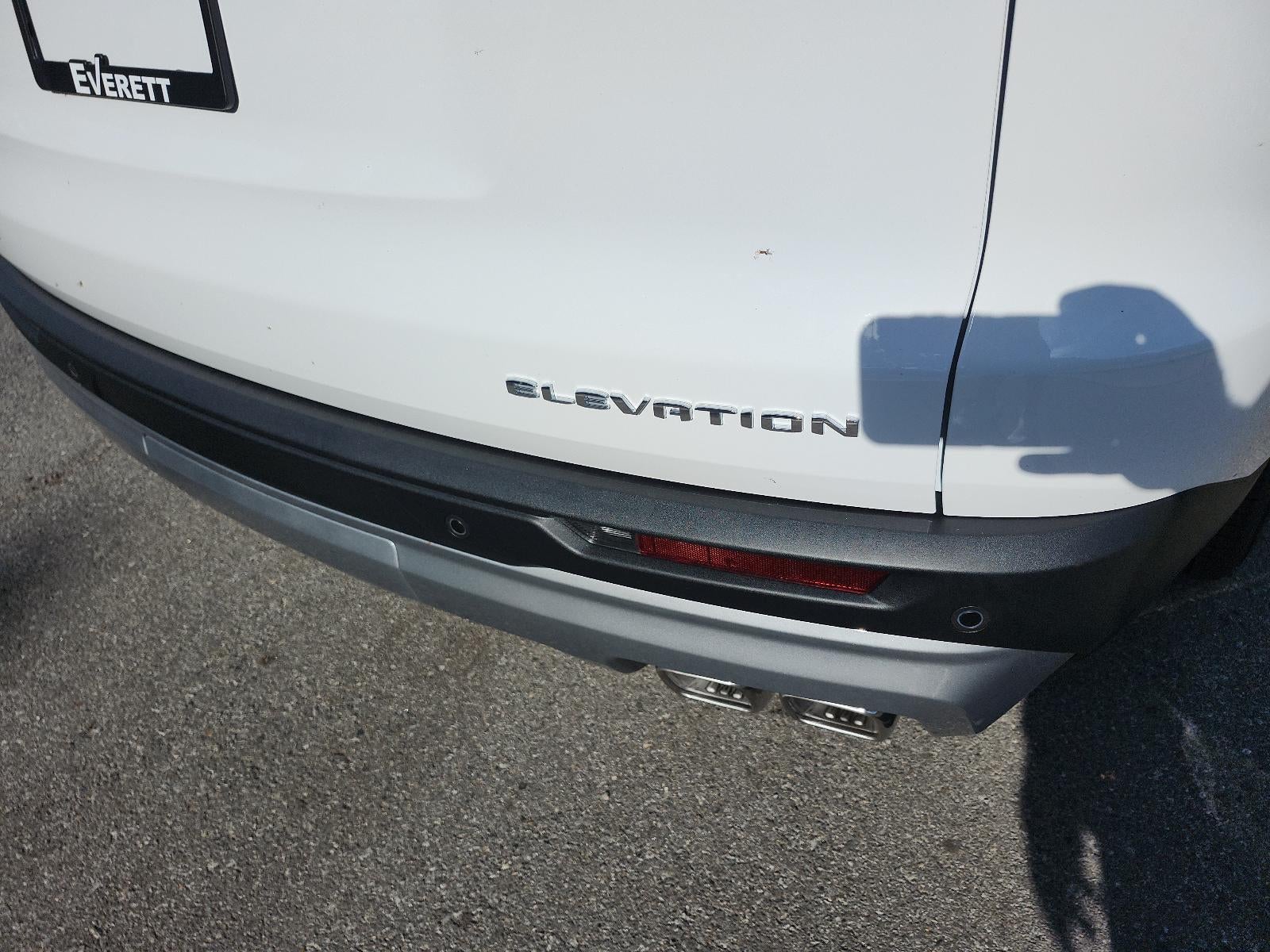 2027 GMC Acadia FWD Elevation w/4SC