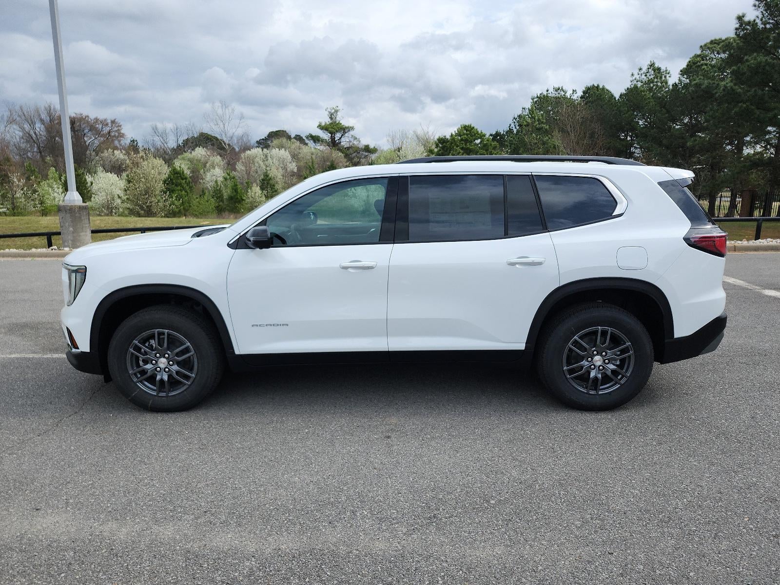 2026 GMC Acadia FWD Elevation