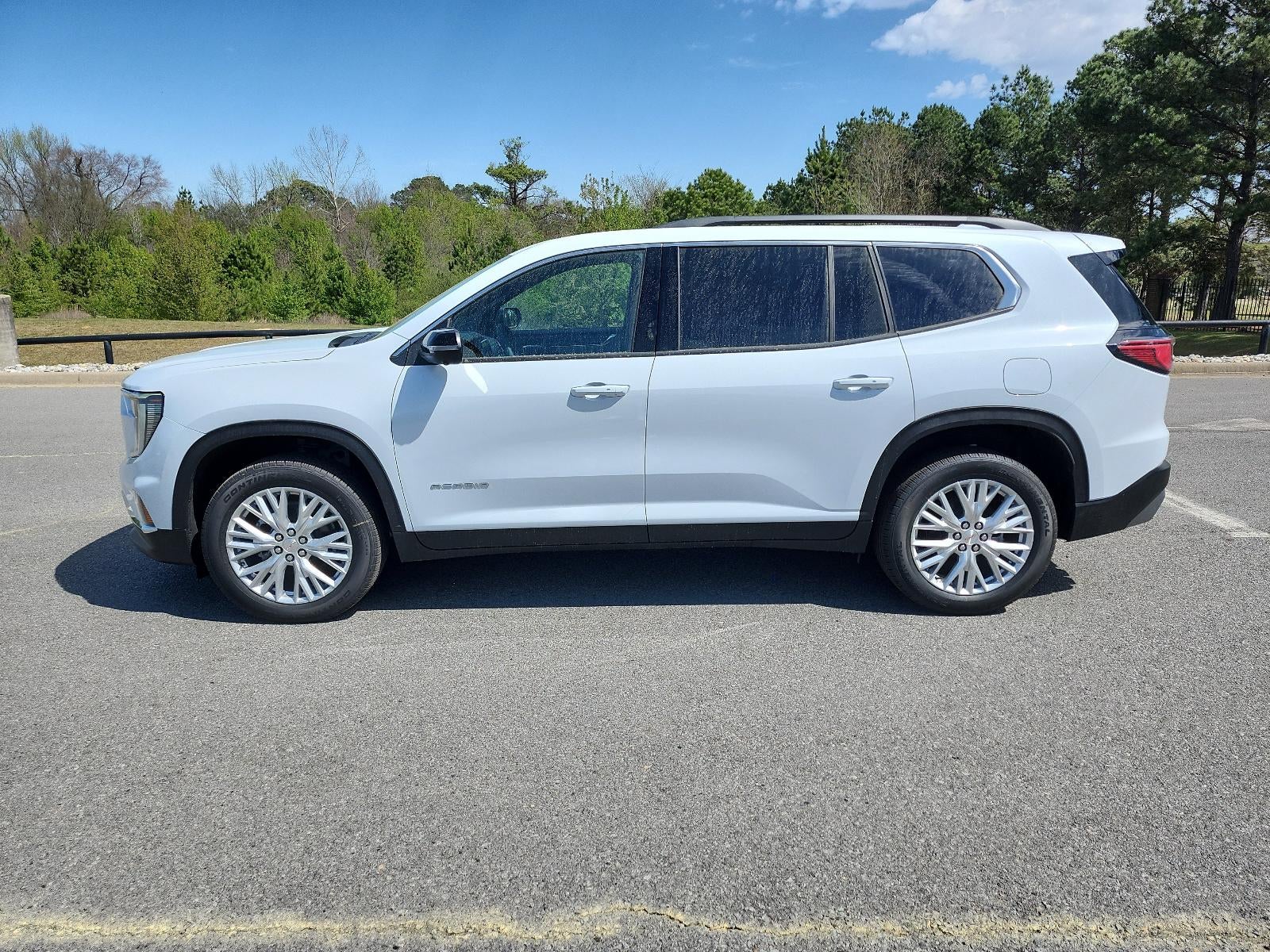 2026 GMC Acadia FWD Elevation