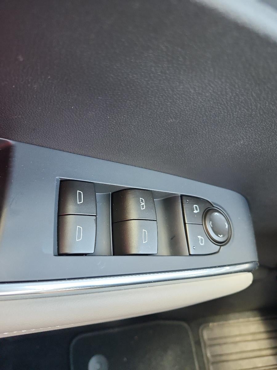 2027 GMC Acadia FWD Elevation
