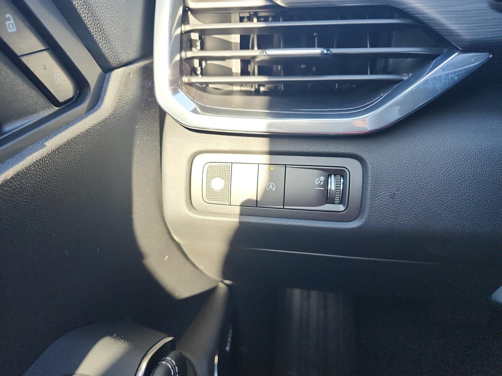 2027 GMC Acadia FWD Elevation w/4SC