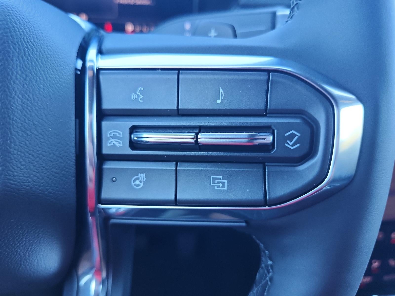 2027 GMC Acadia FWD Elevation w/4SC