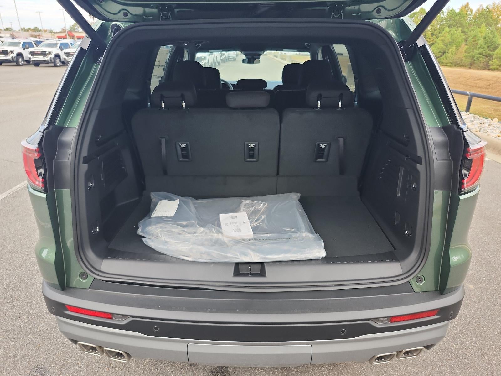2027 GMC Acadia FWD Elevation w/4SC