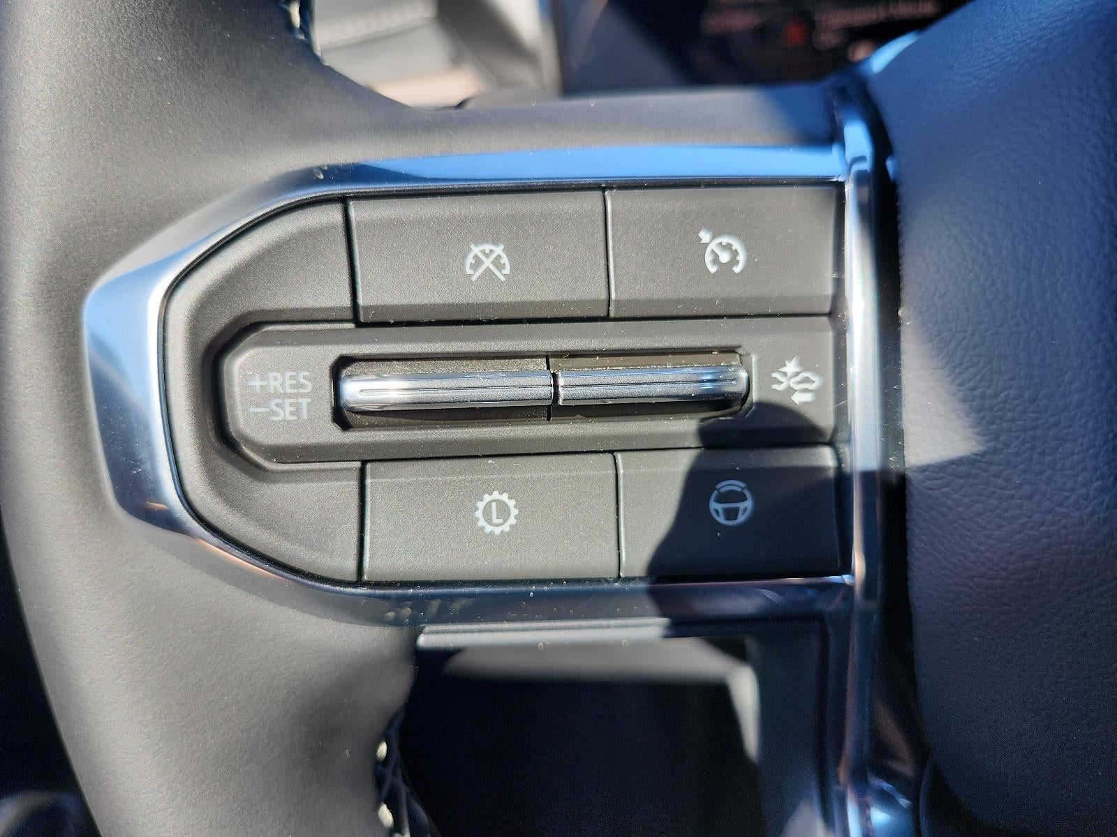 2026 GMC Acadia FWD Denali