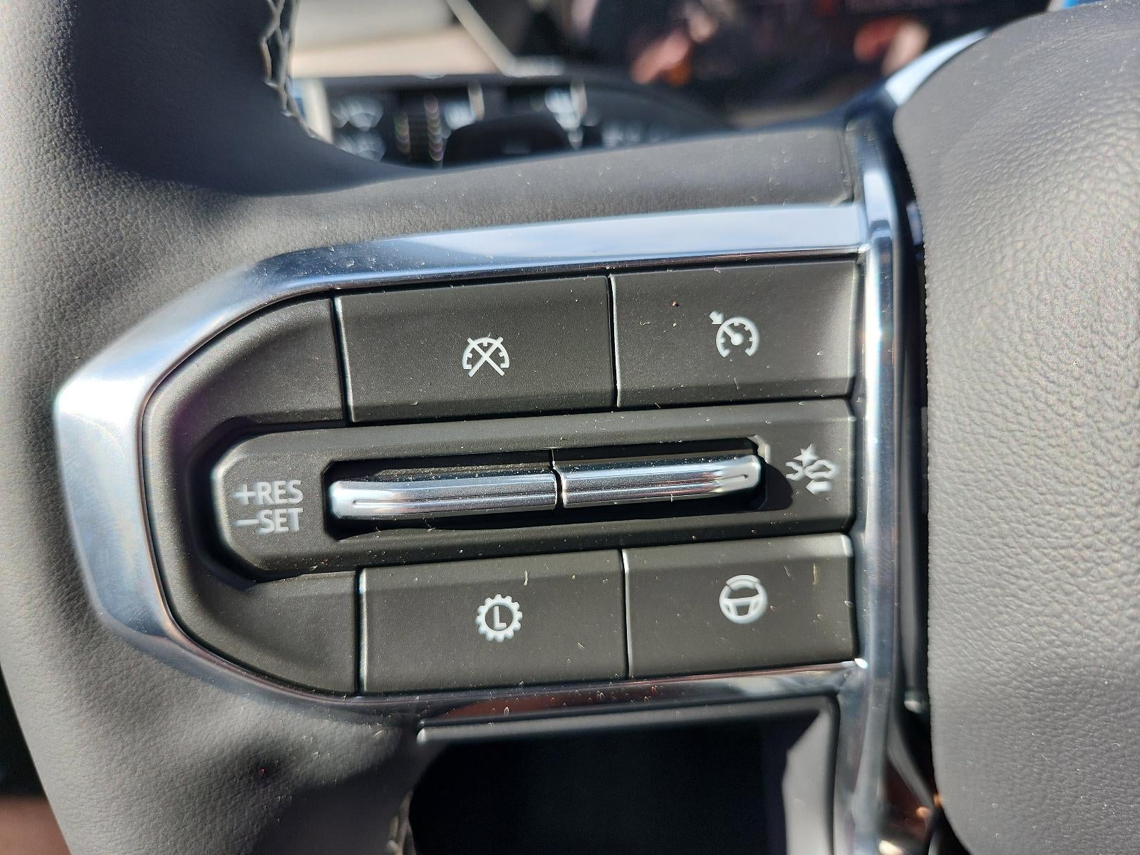 2026 GMC Acadia FWD Denali