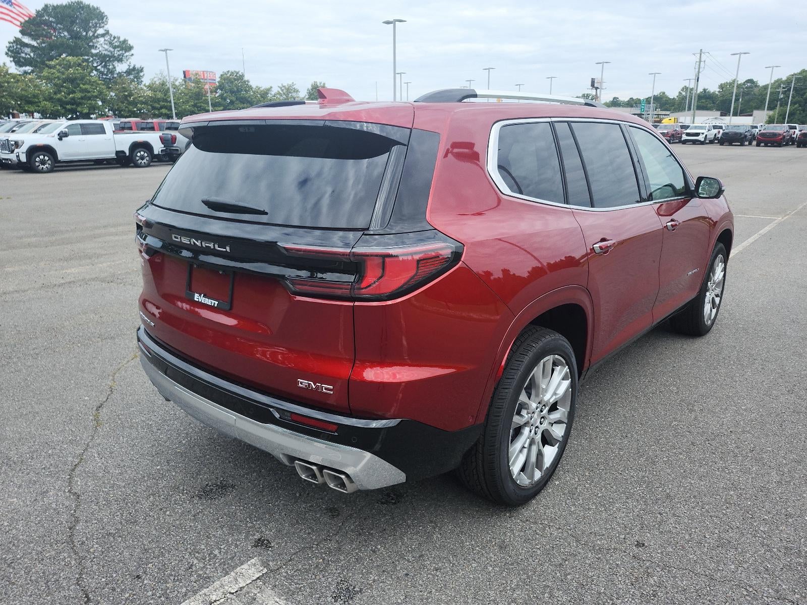2026 GMC Acadia FWD Denali