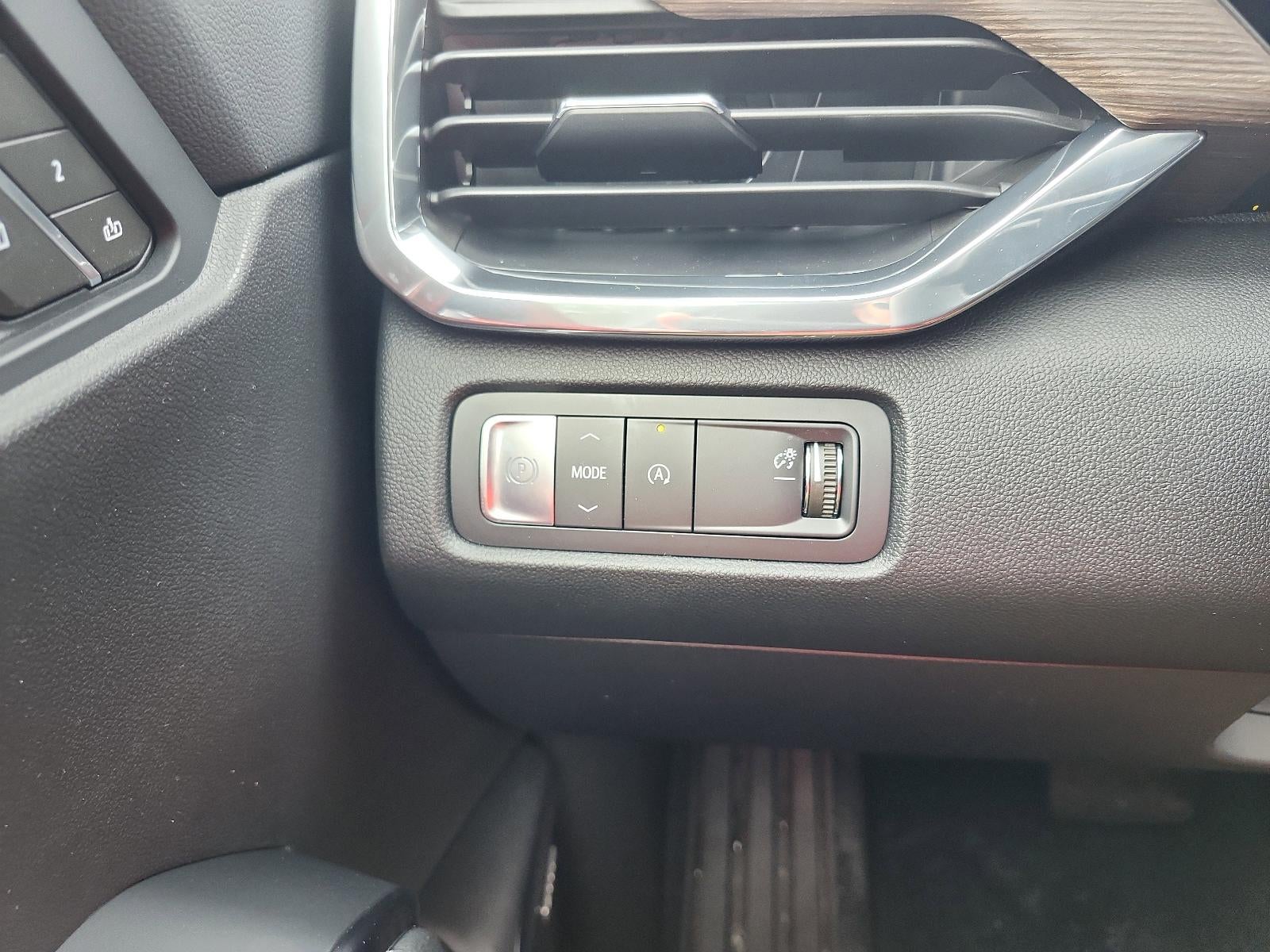 2026 GMC Acadia FWD Denali