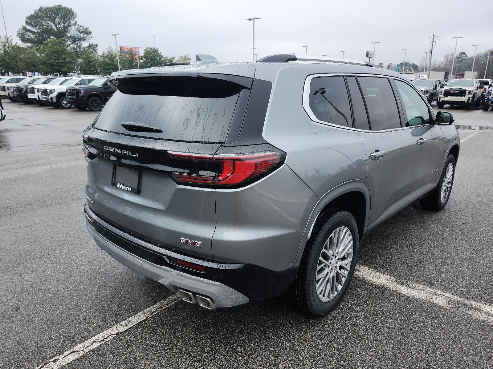 2026 GMC Acadia FWD Denali