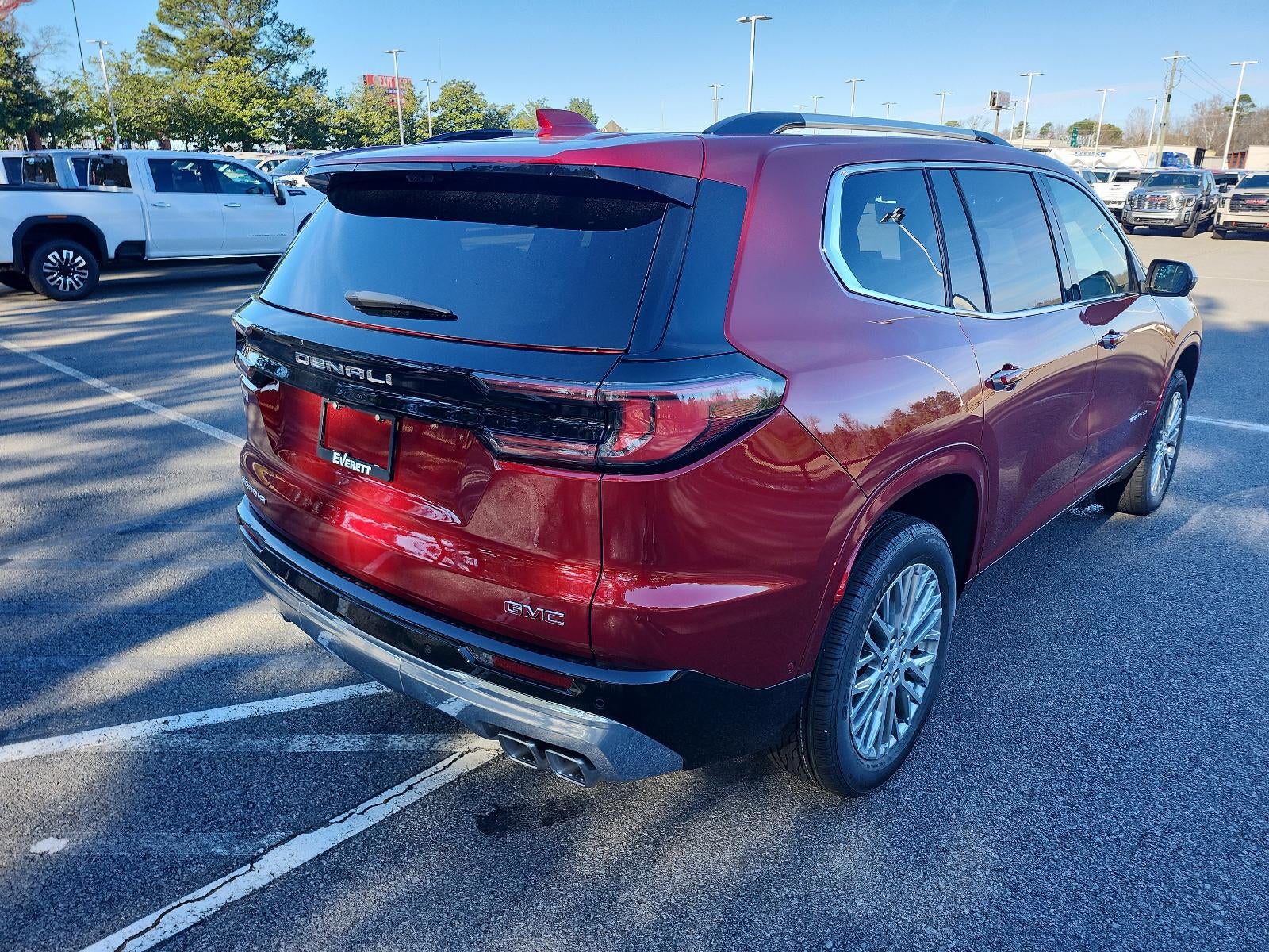 2026 GMC Acadia FWD Denali