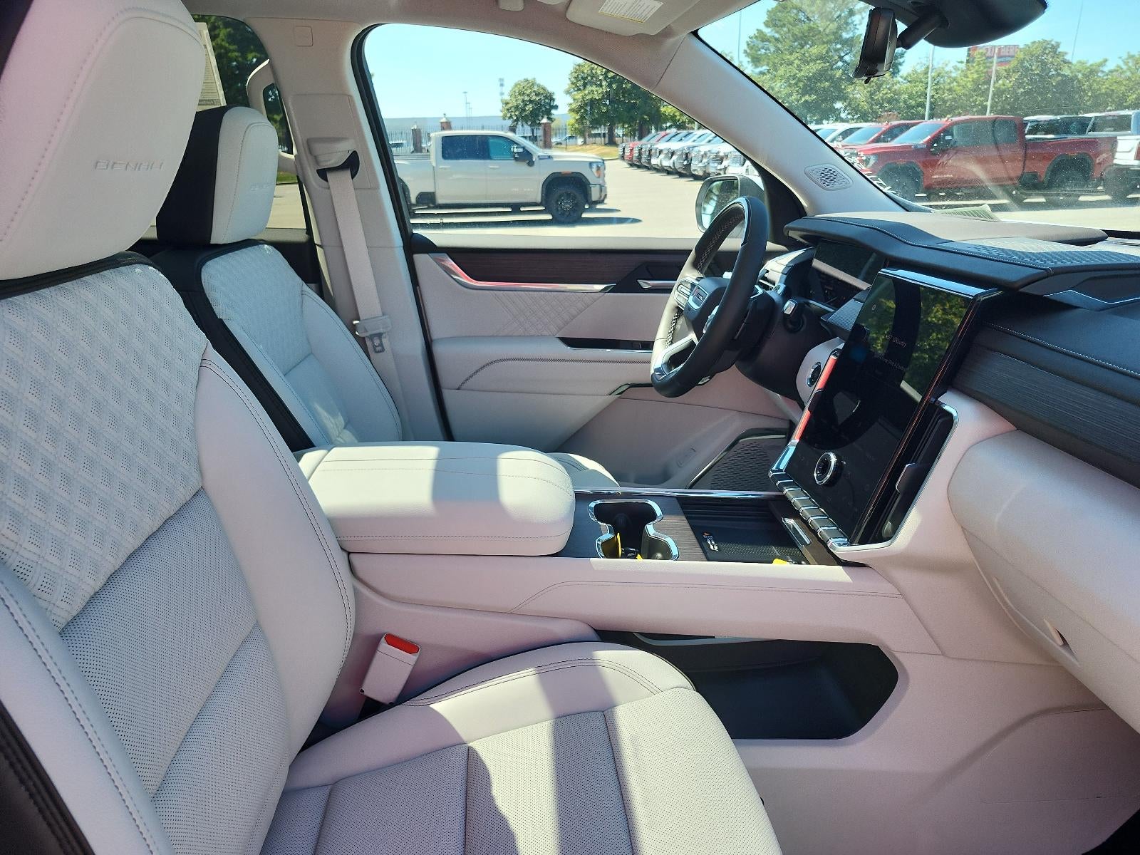 2027 GMC Acadia FWD Denali