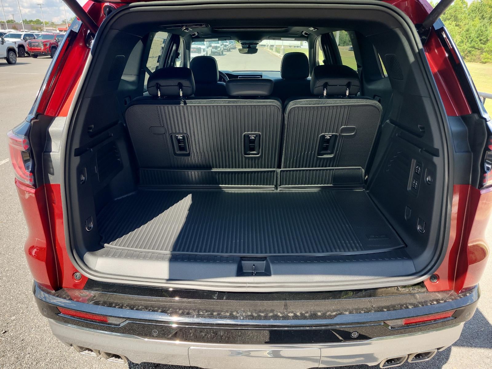 2027 GMC Acadia FWD Denali