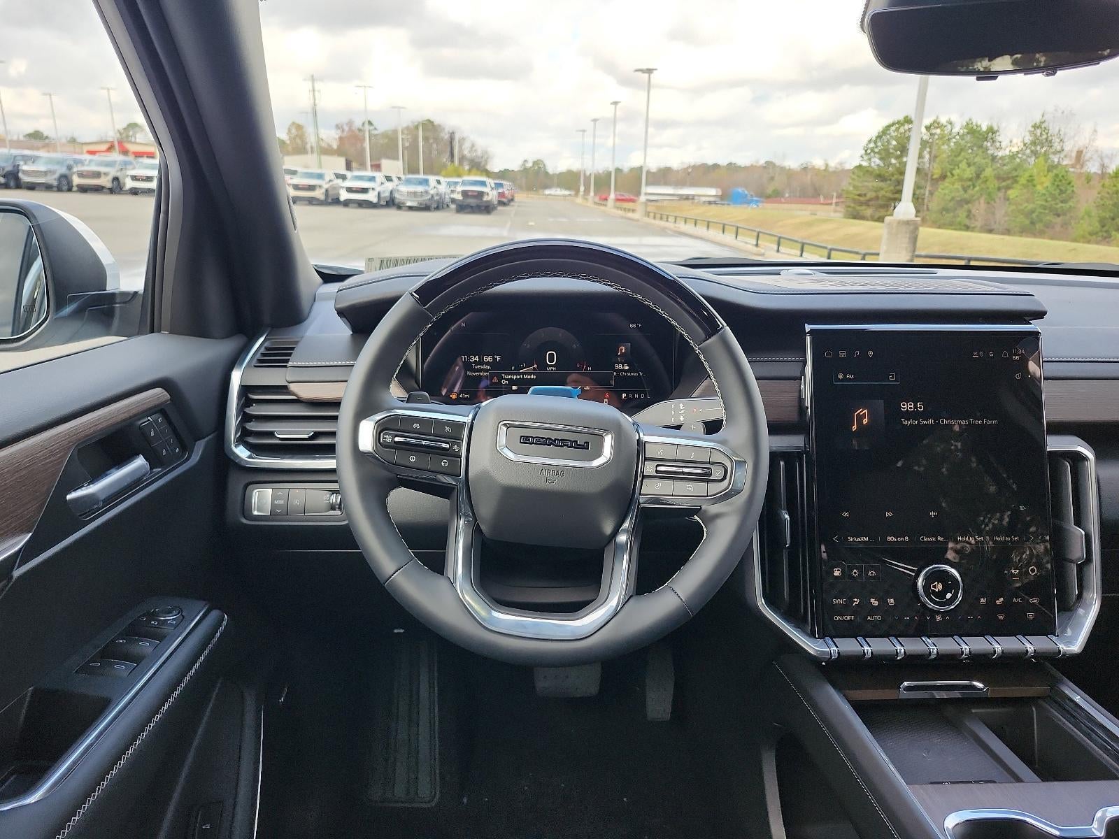 2026 GMC Acadia FWD Denali