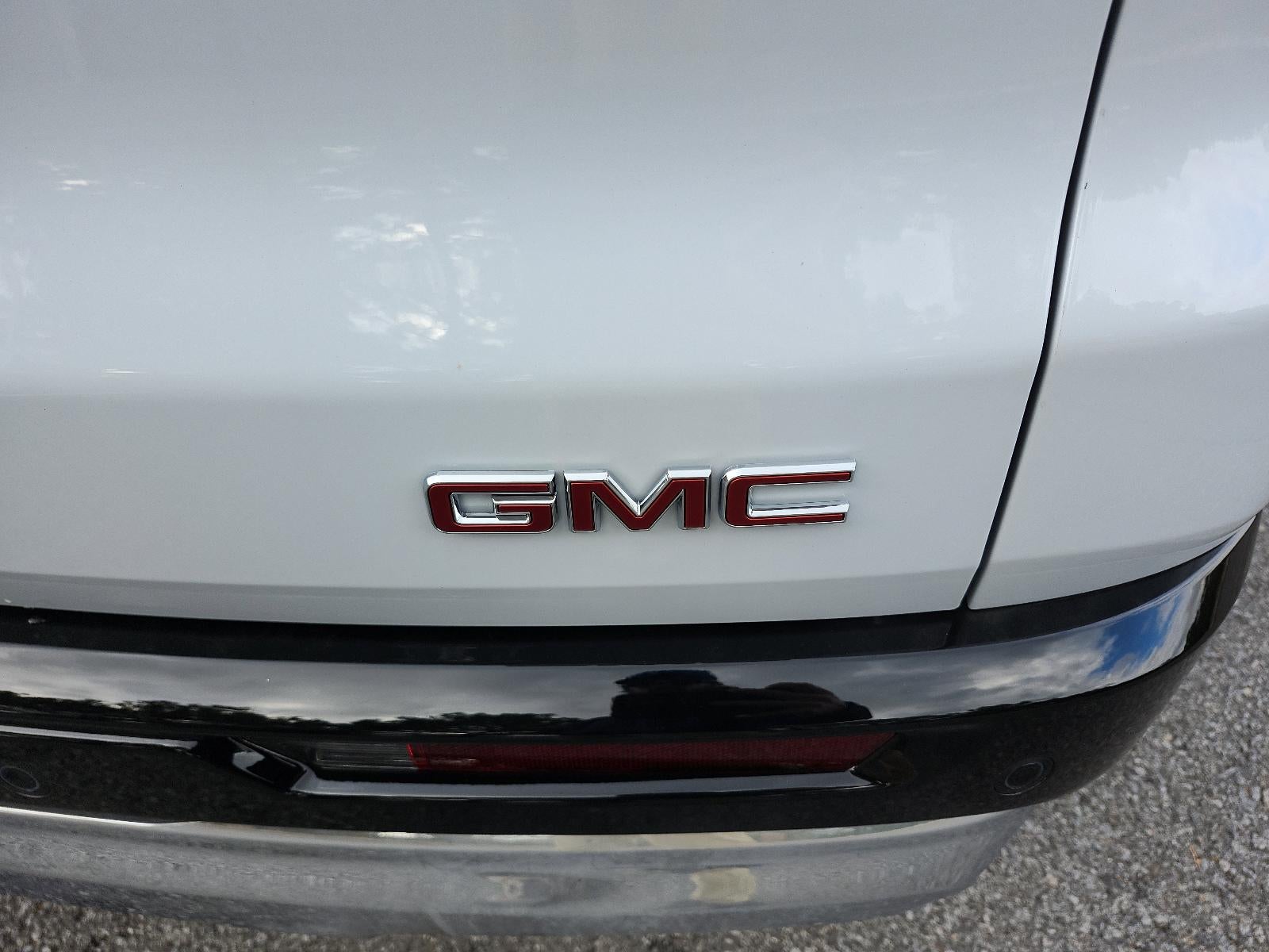 2026 GMC Acadia FWD Denali