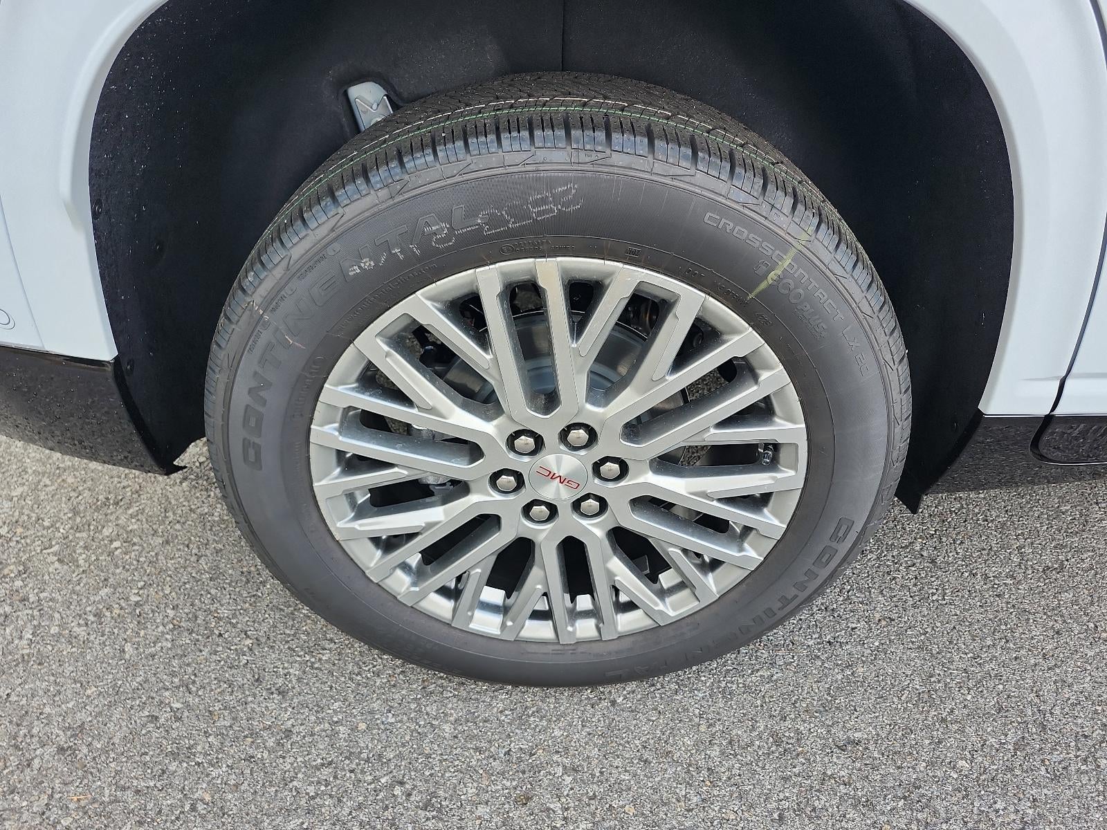 2026 GMC Acadia FWD Denali