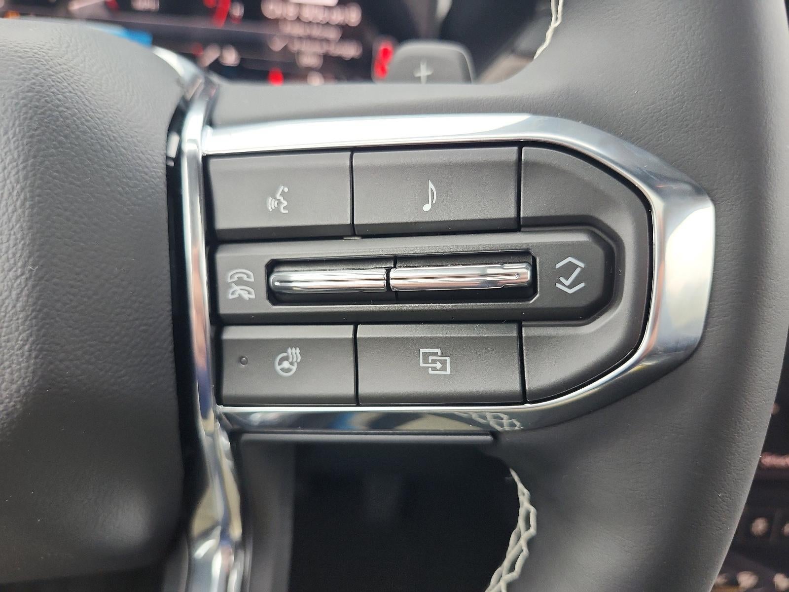 2026 GMC Acadia FWD Denali