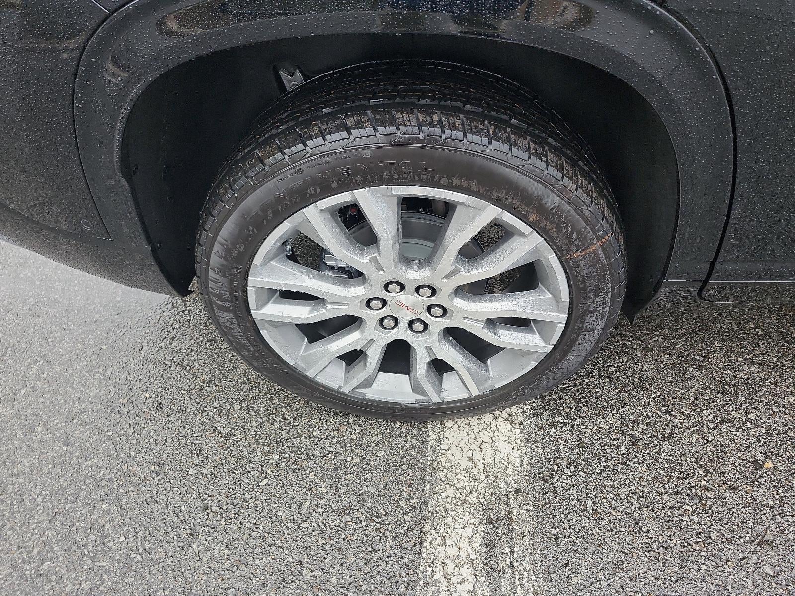 2026 GMC Acadia FWD Denali