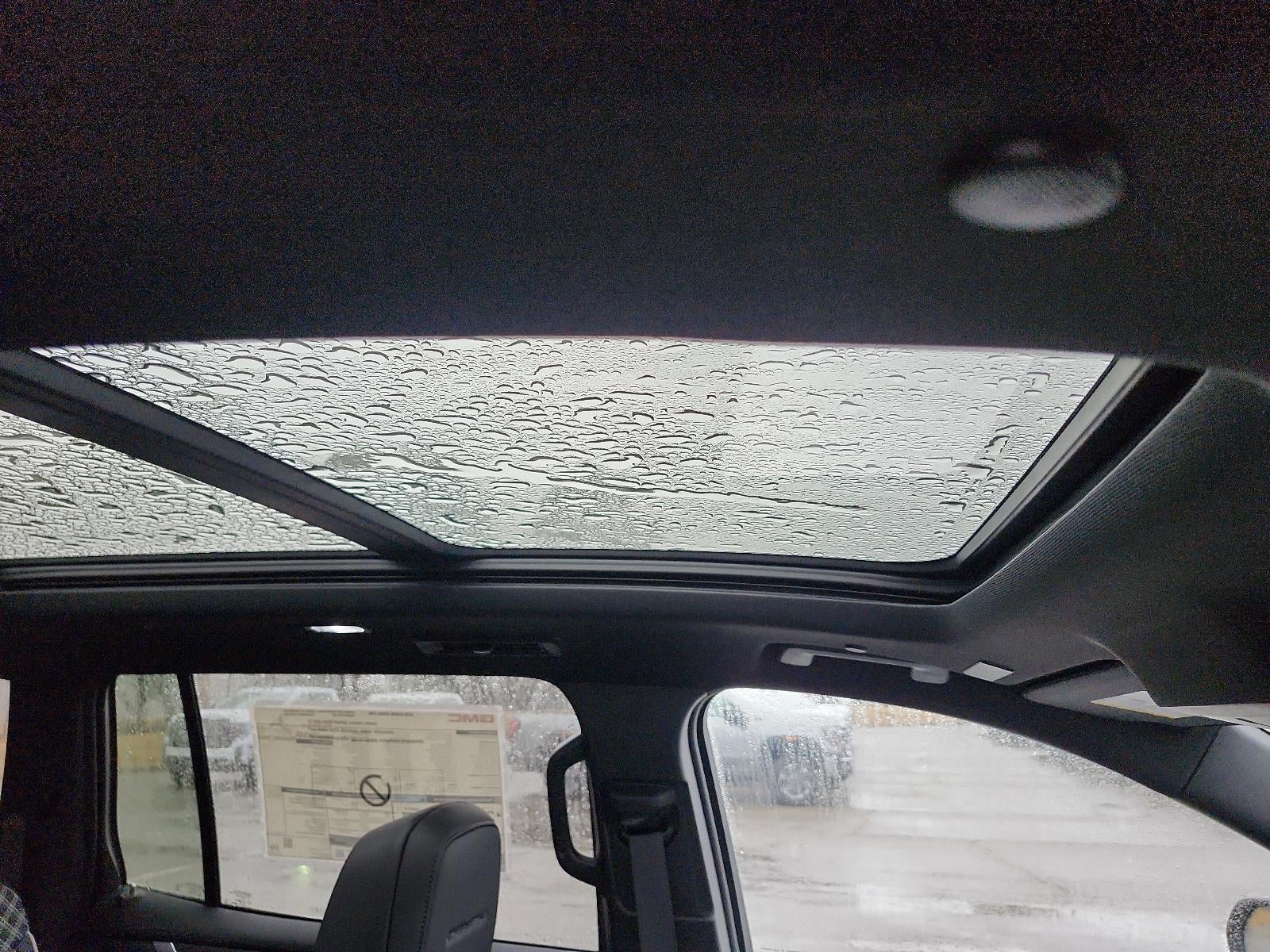 2026 GMC Acadia FWD Denali