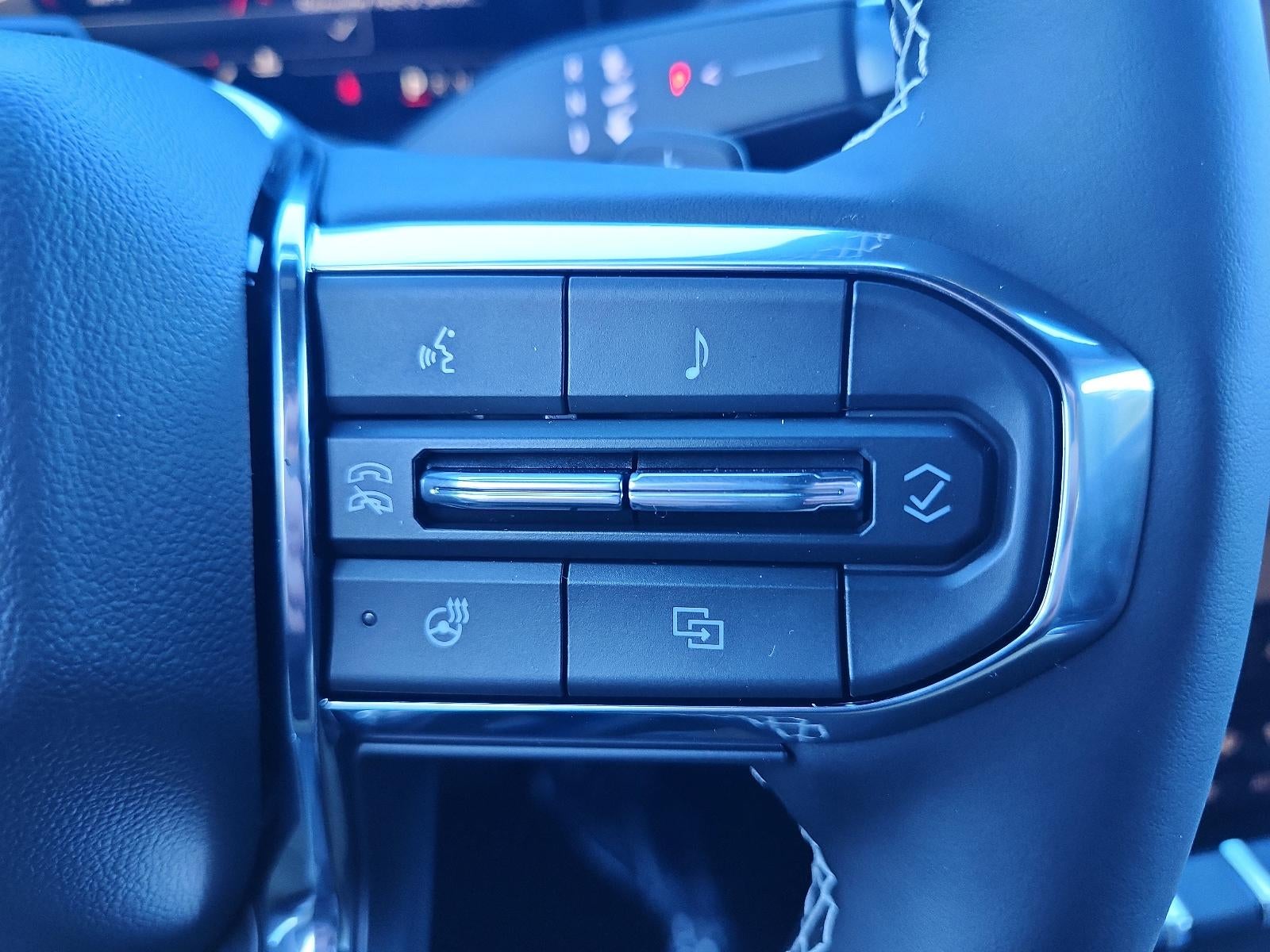 2026 GMC Acadia FWD Denali