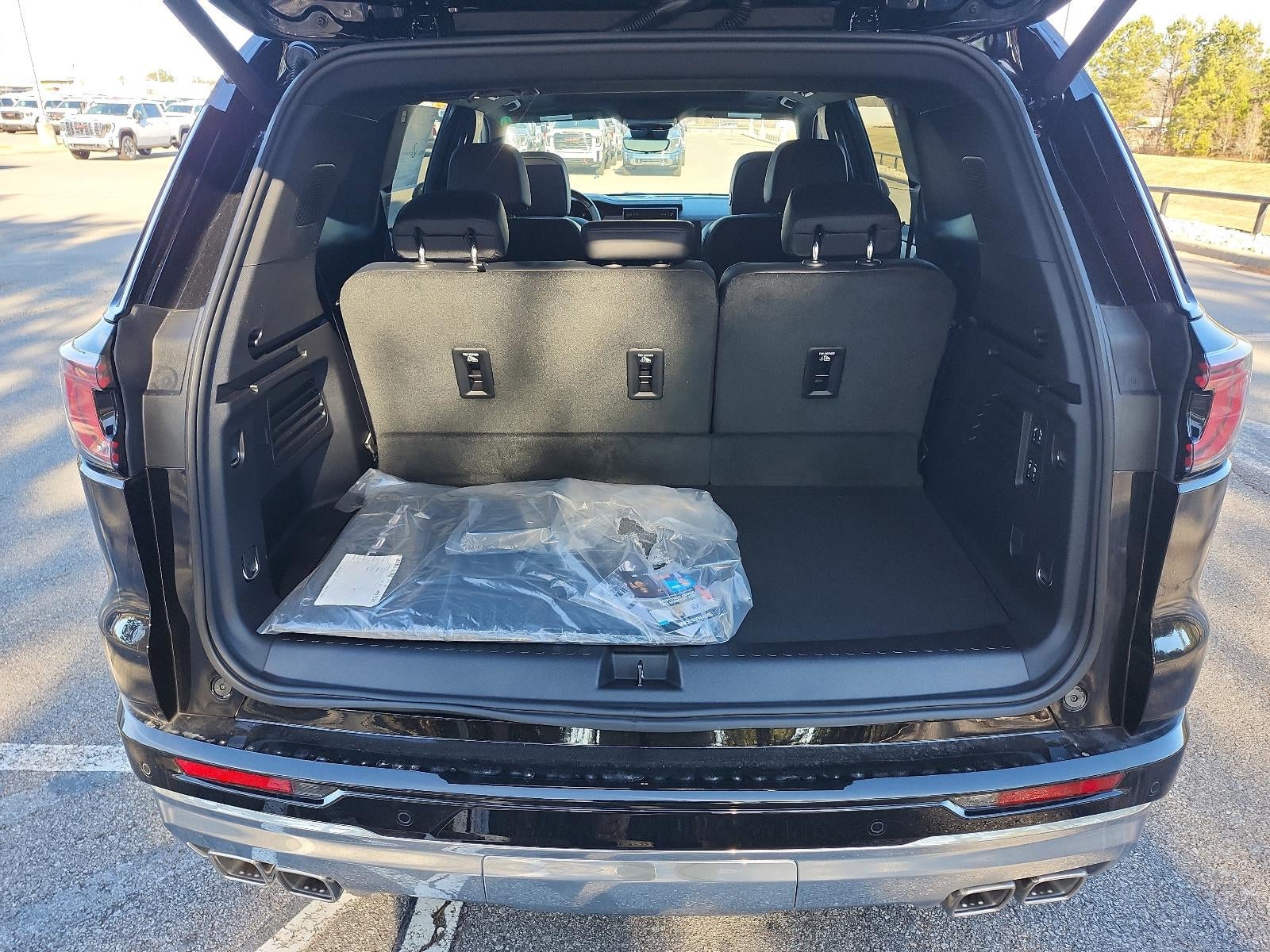 2026 GMC Acadia FWD Denali