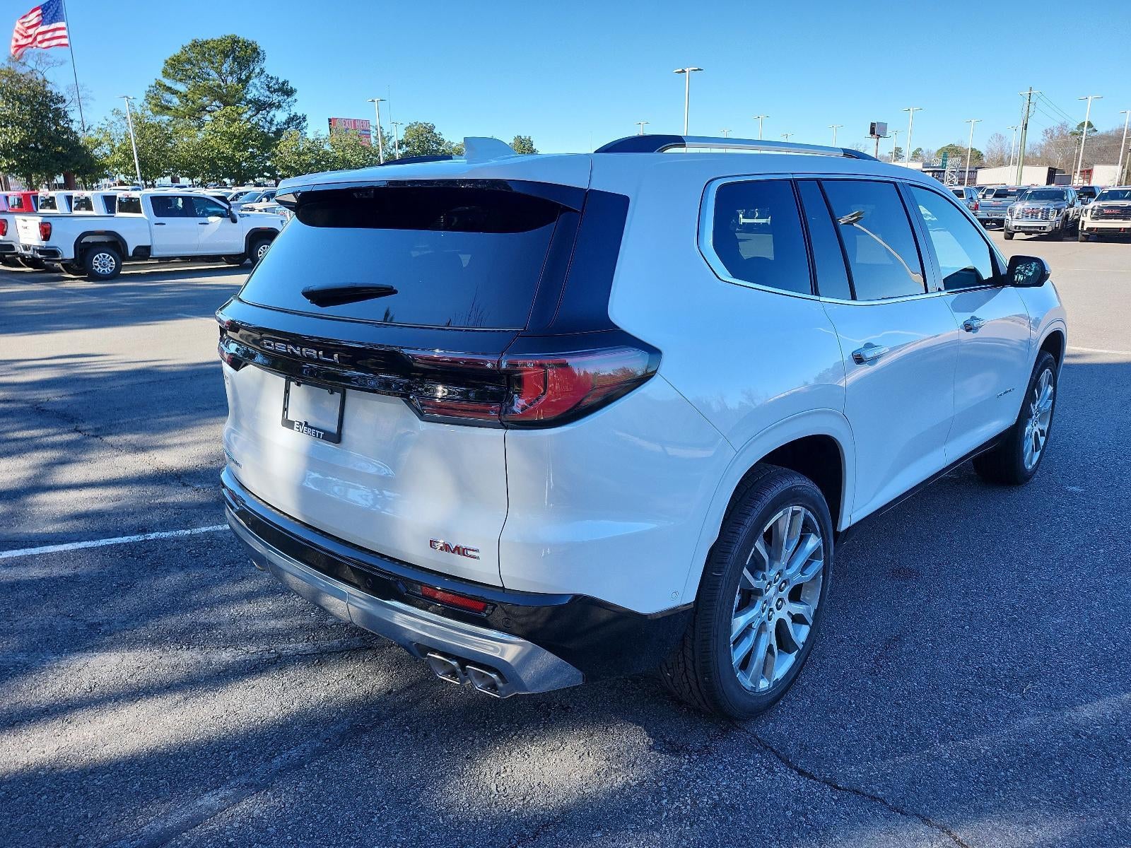 2026 GMC Acadia FWD Denali