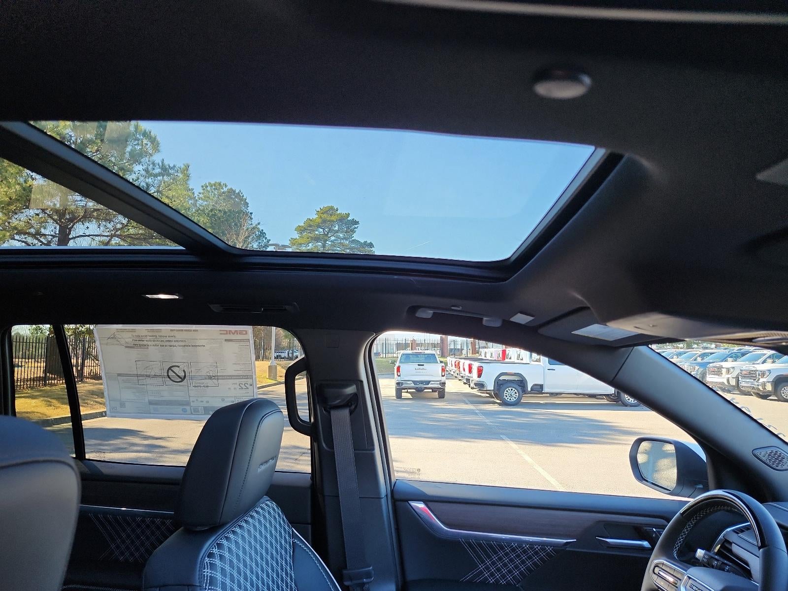 2026 GMC Acadia FWD Denali