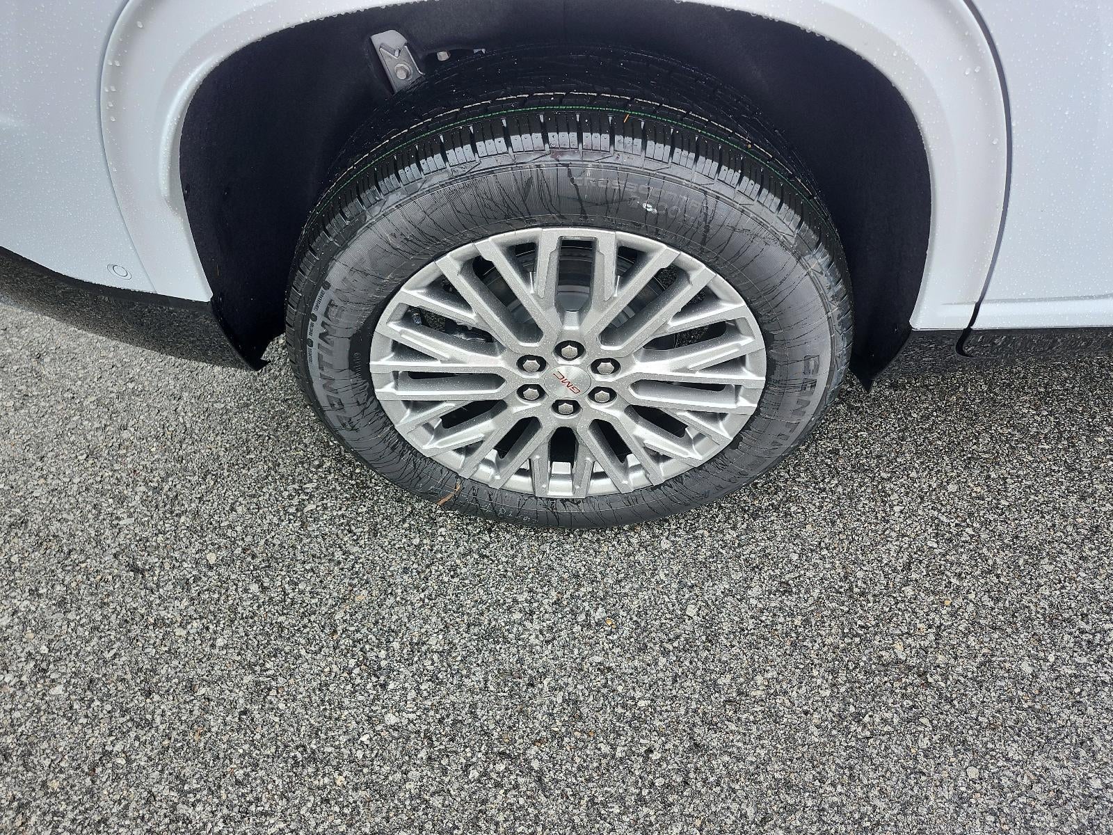 2026 GMC Acadia FWD Denali