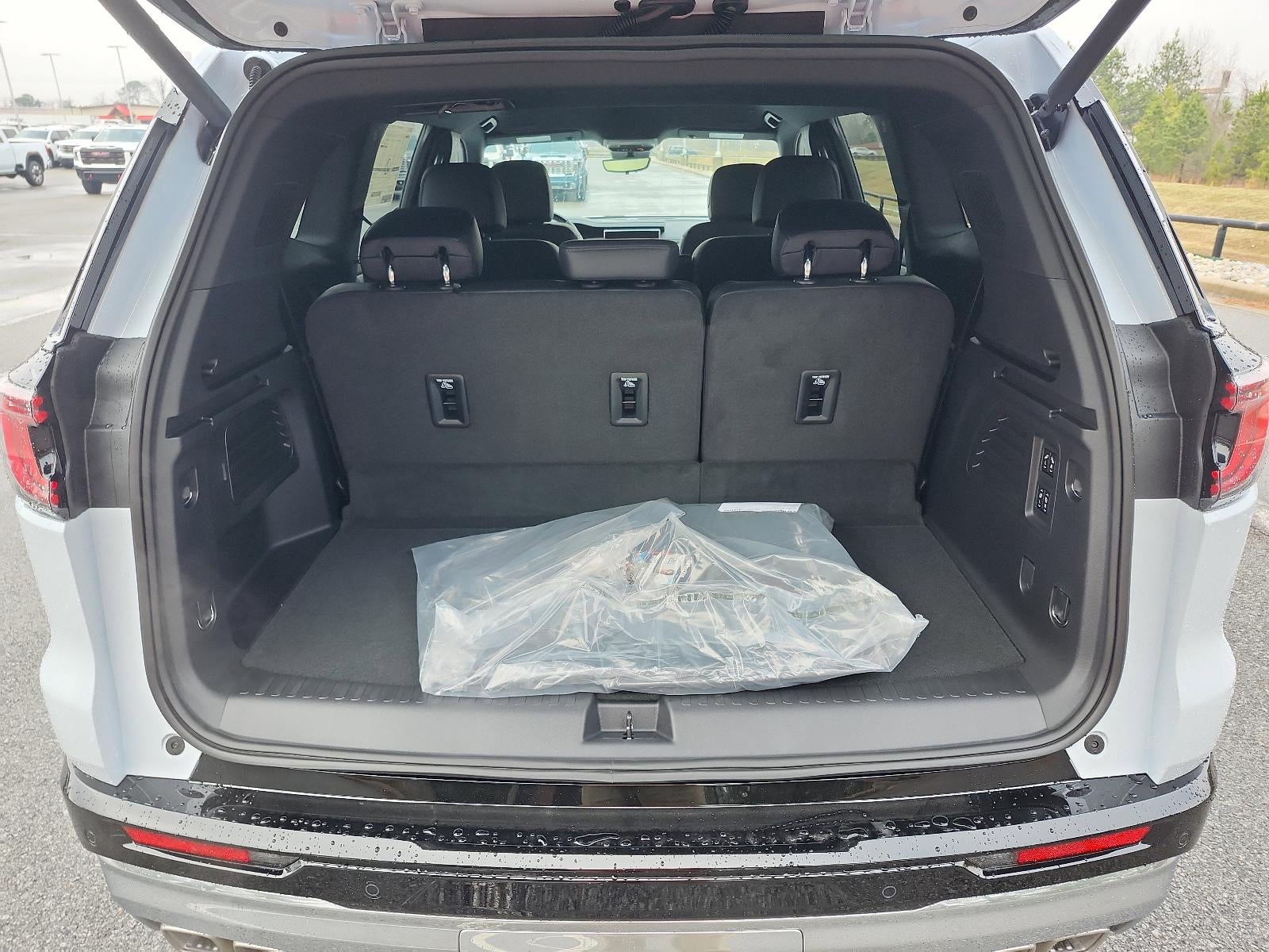 2026 GMC Acadia FWD Denali