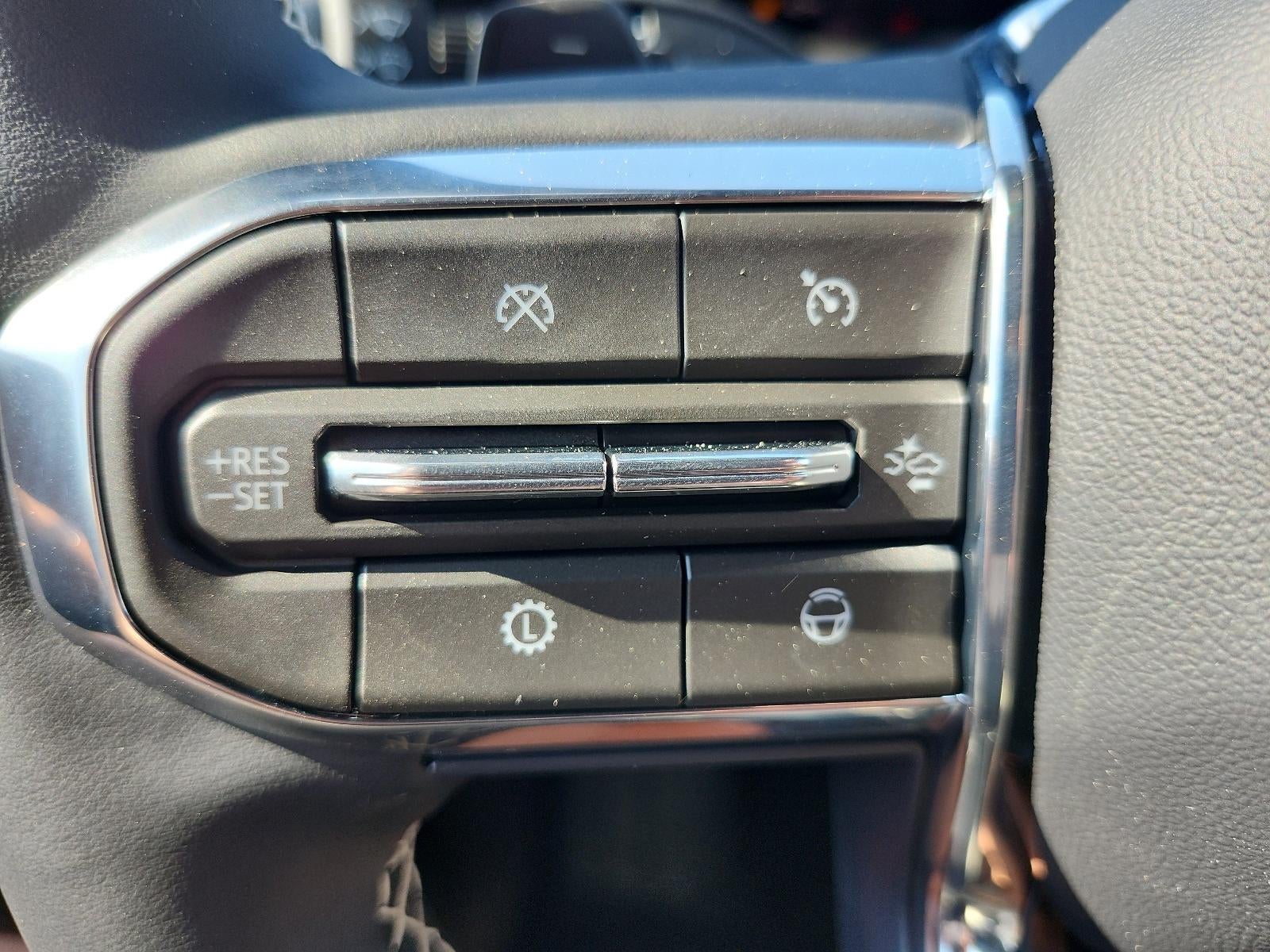 2026 GMC Acadia FWD Denali