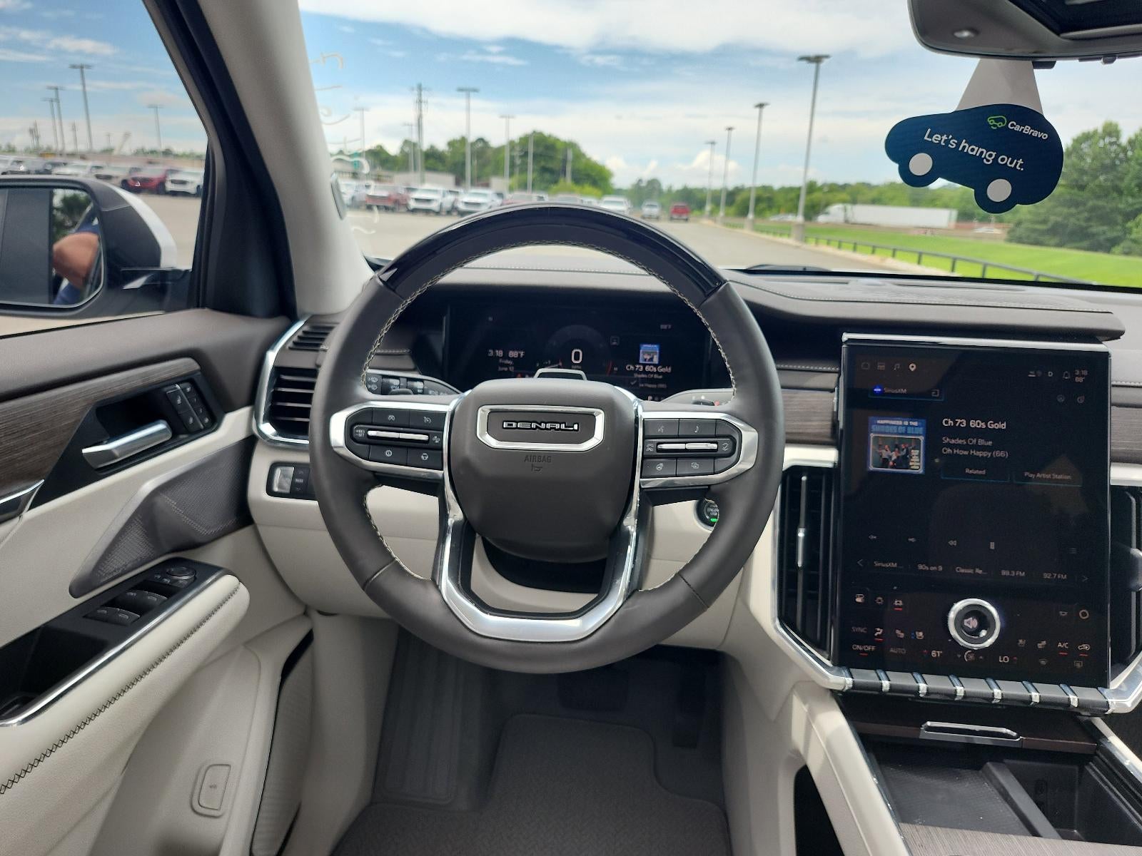 2025 GMC Acadia FWD Denali
