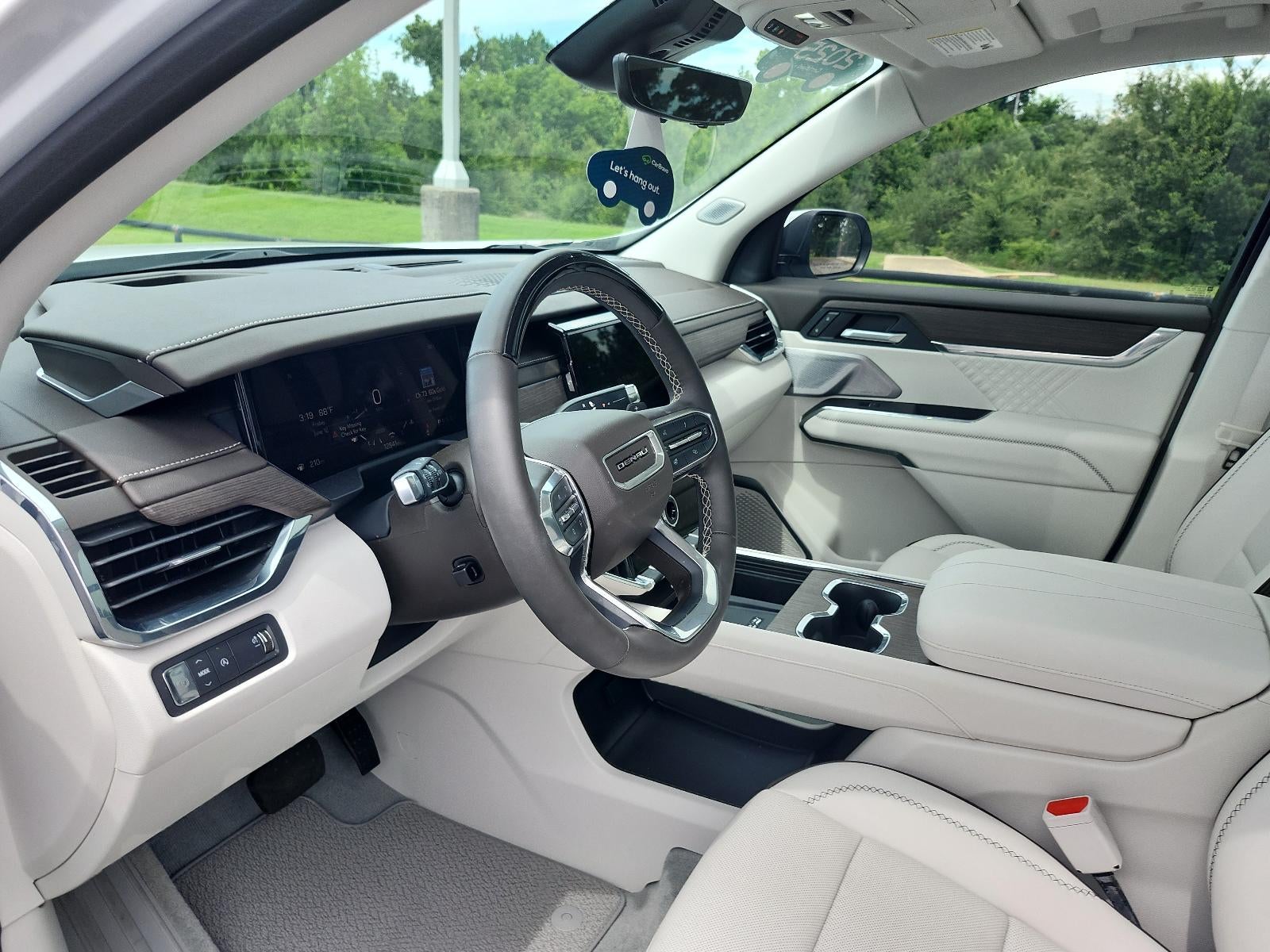 2025 GMC Acadia FWD Denali