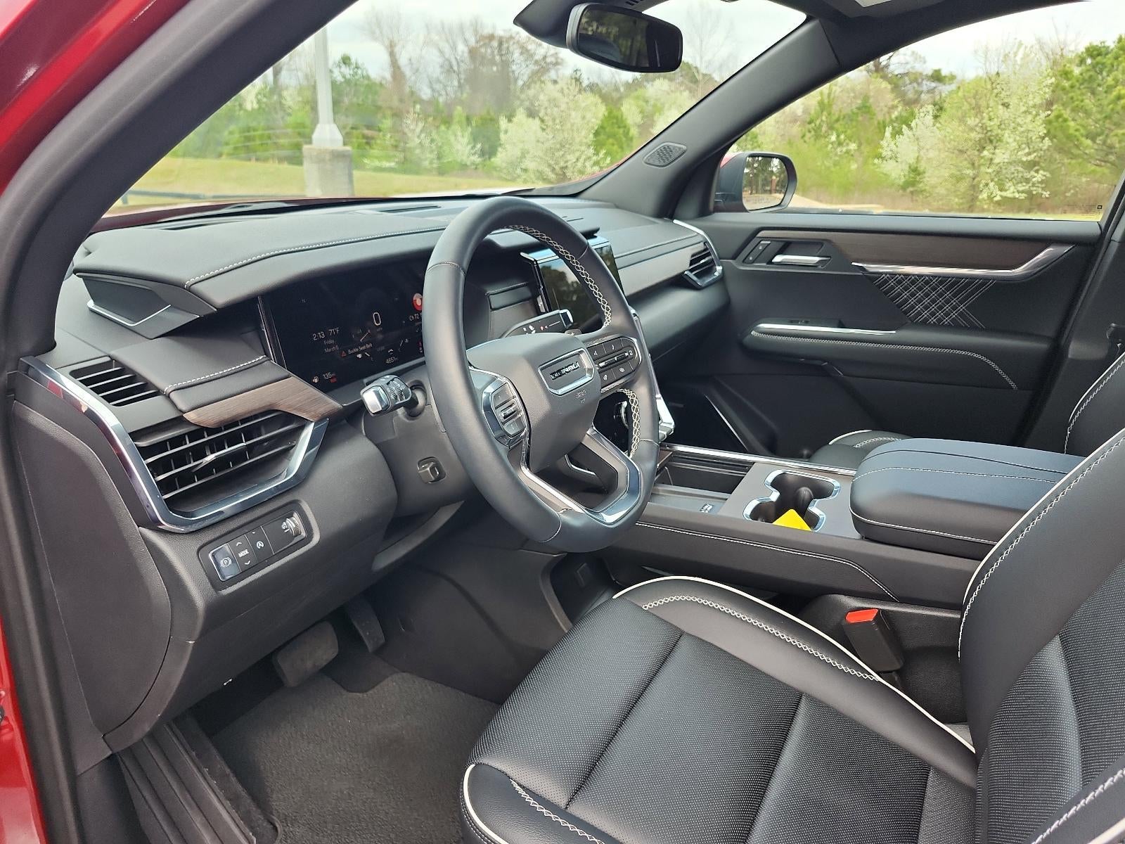 2025 GMC Acadia FWD Denali