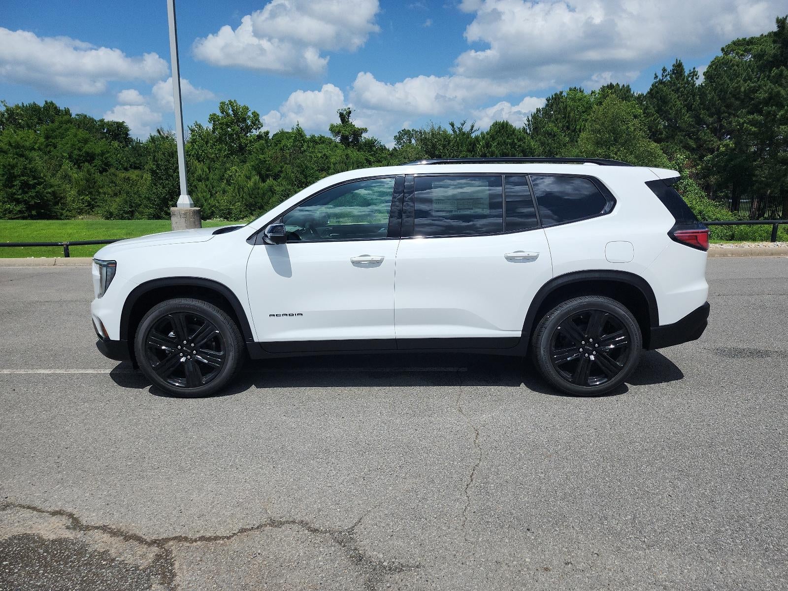 2026 GMC Acadia AWD Elevation