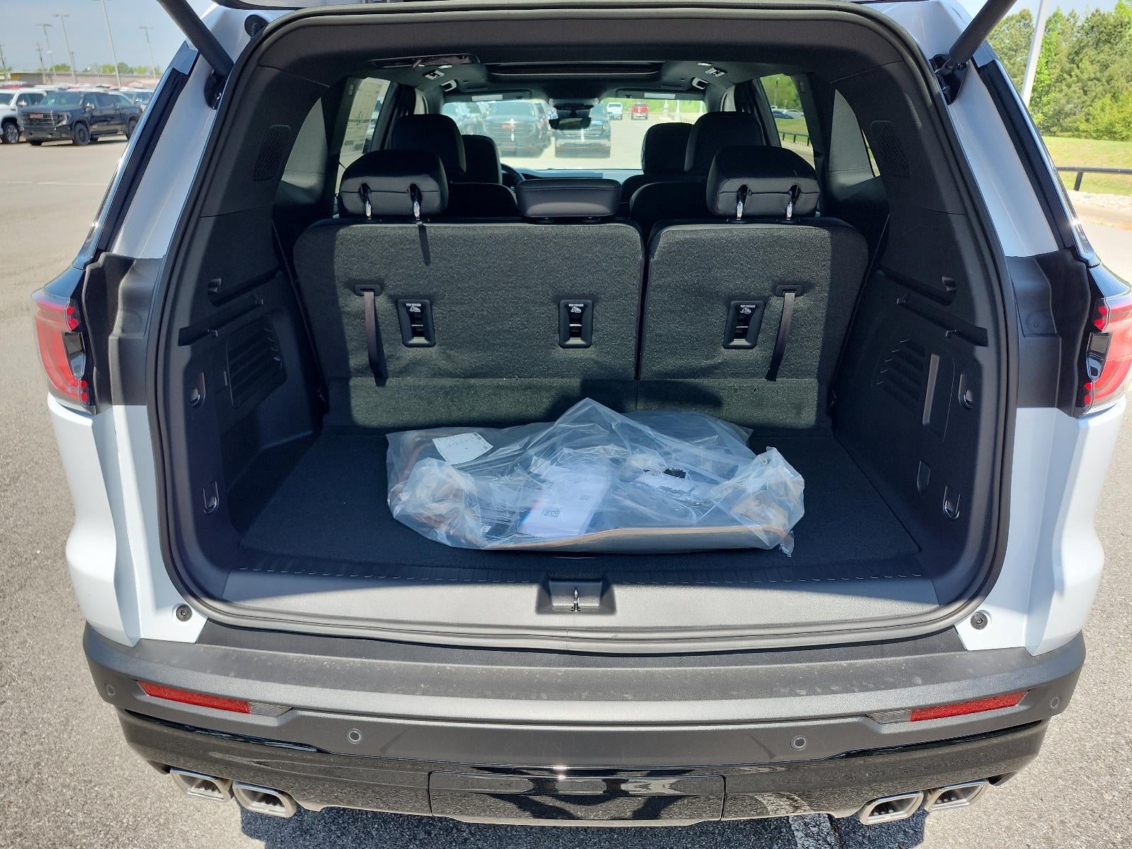 2026 GMC Acadia AWD AT4