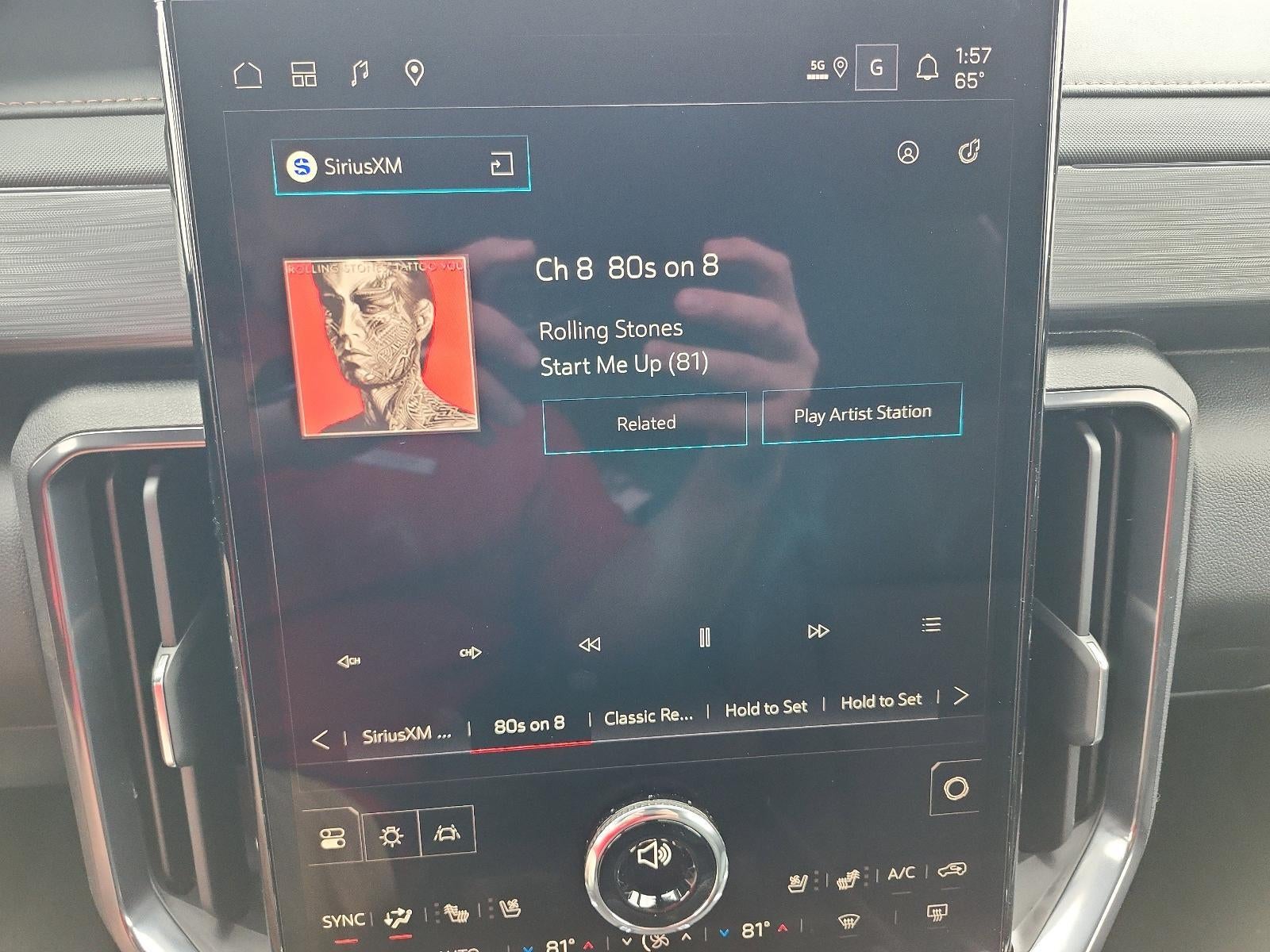 2026 GMC Acadia AWD AT4