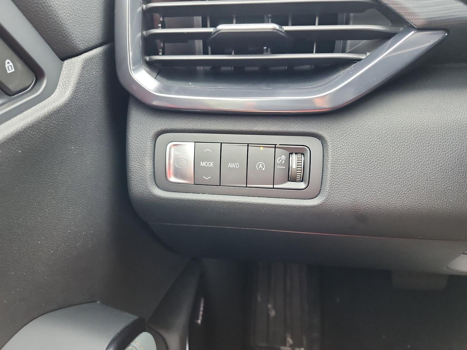 2026 GMC Acadia AWD AT4