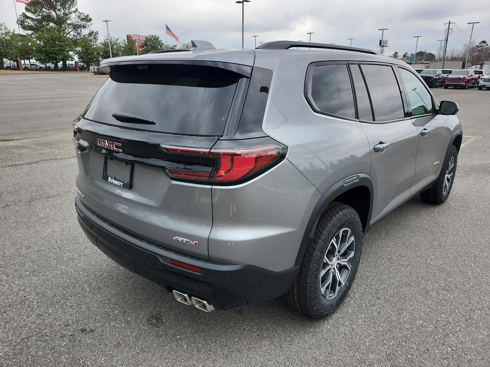 2026 GMC Acadia AWD AT4