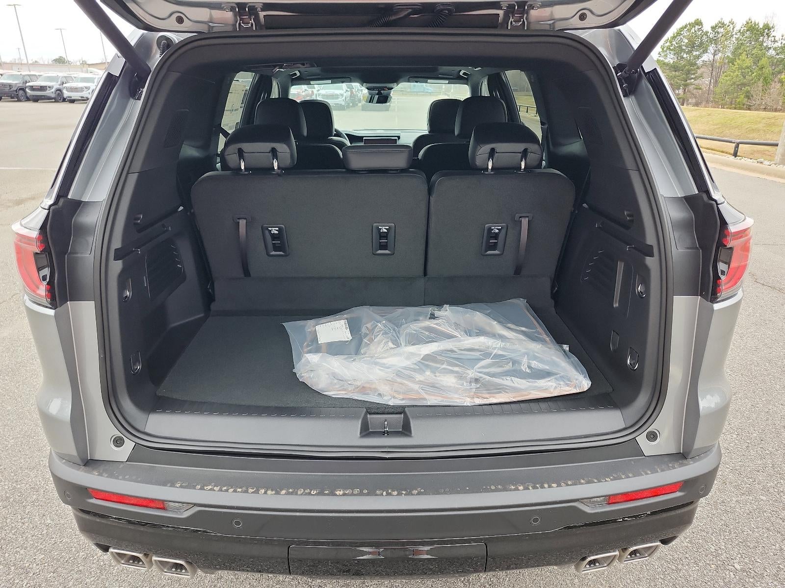 2026 GMC Acadia AWD AT4