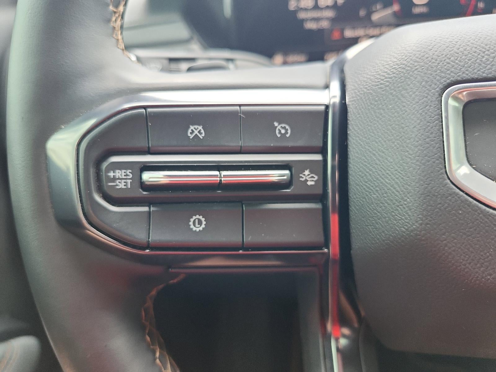 2024 GMC Acadia AWD AT4