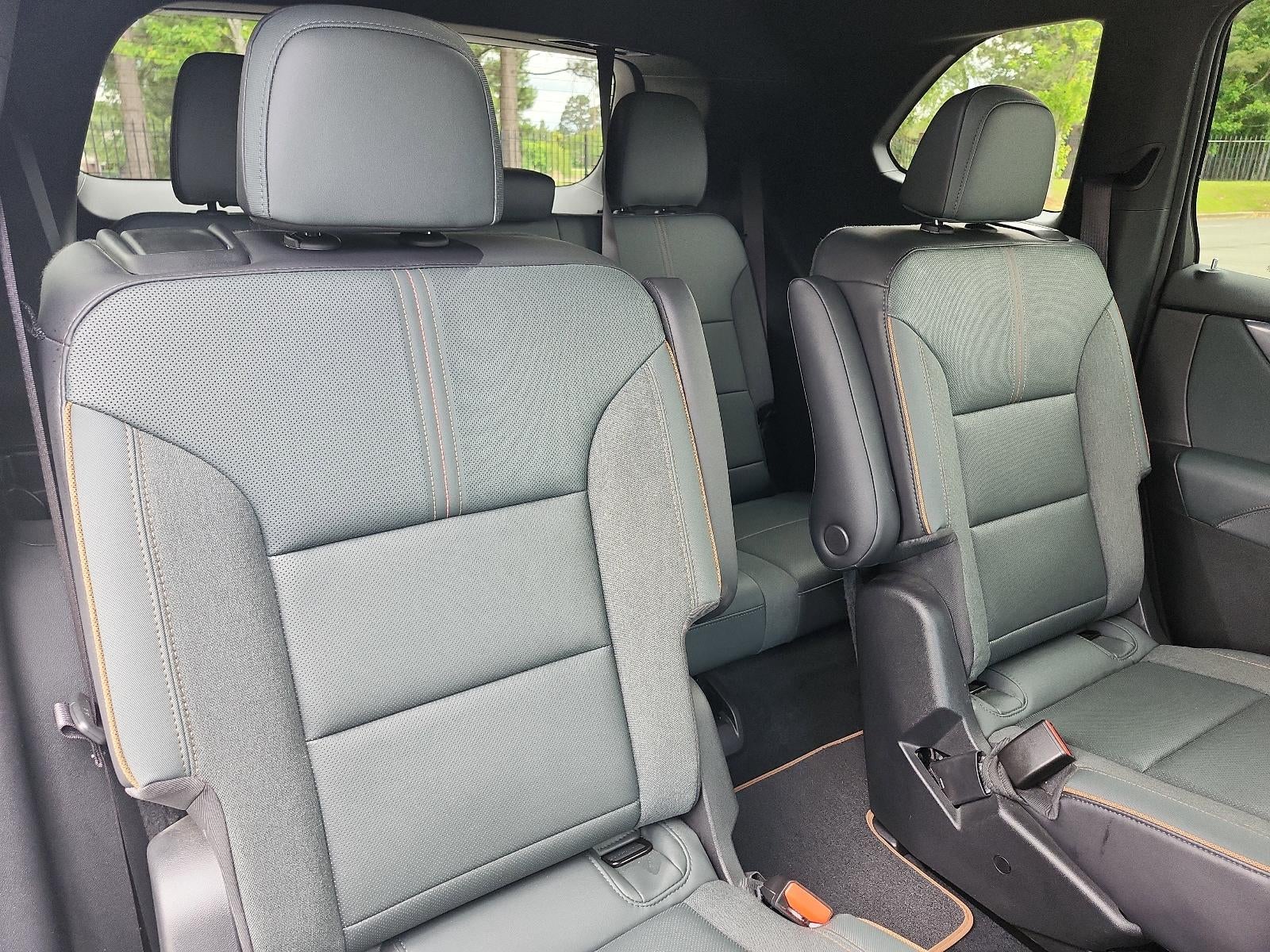 2024 GMC Acadia AWD AT4