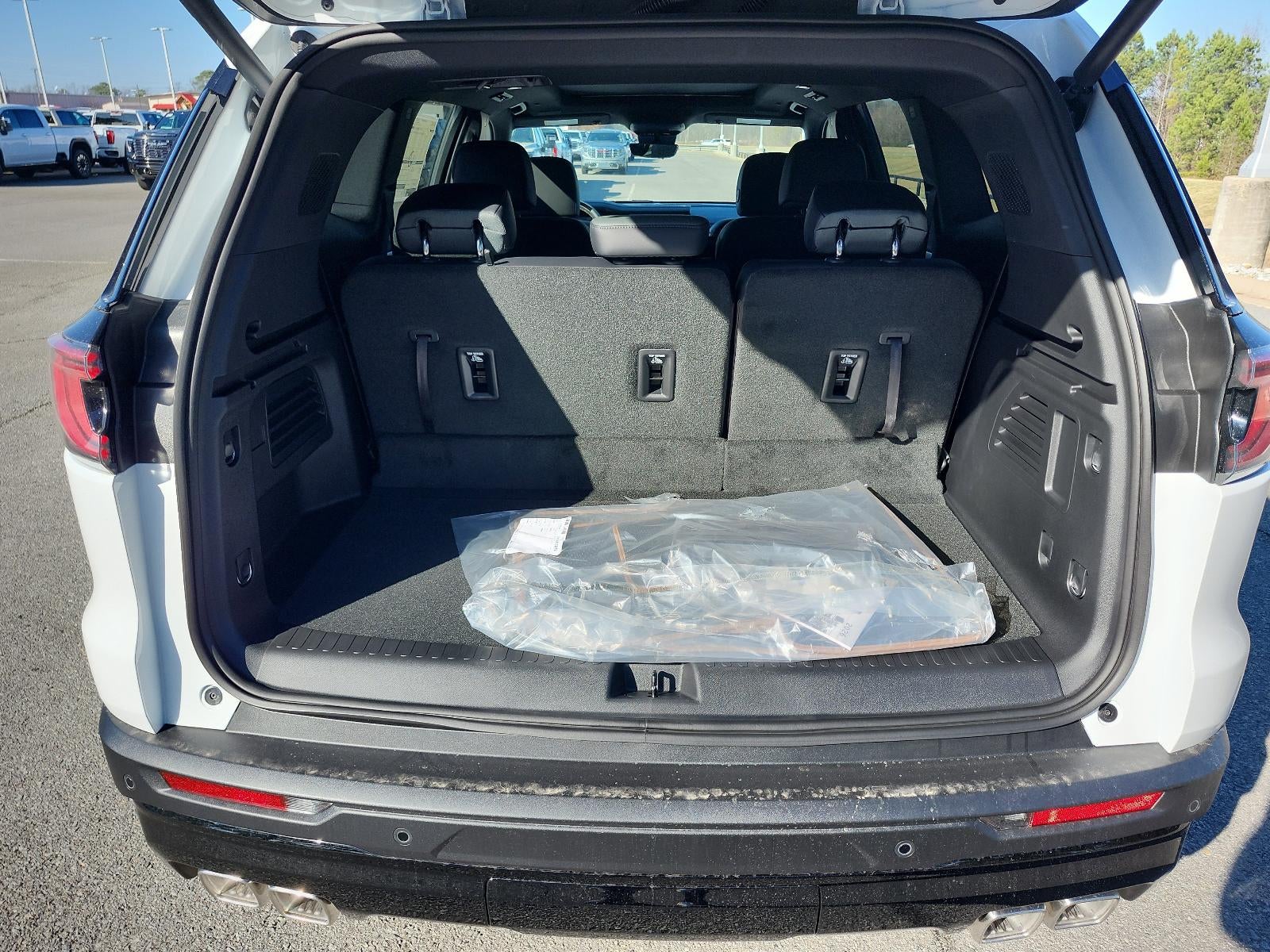 2026 GMC Acadia AWD AT4