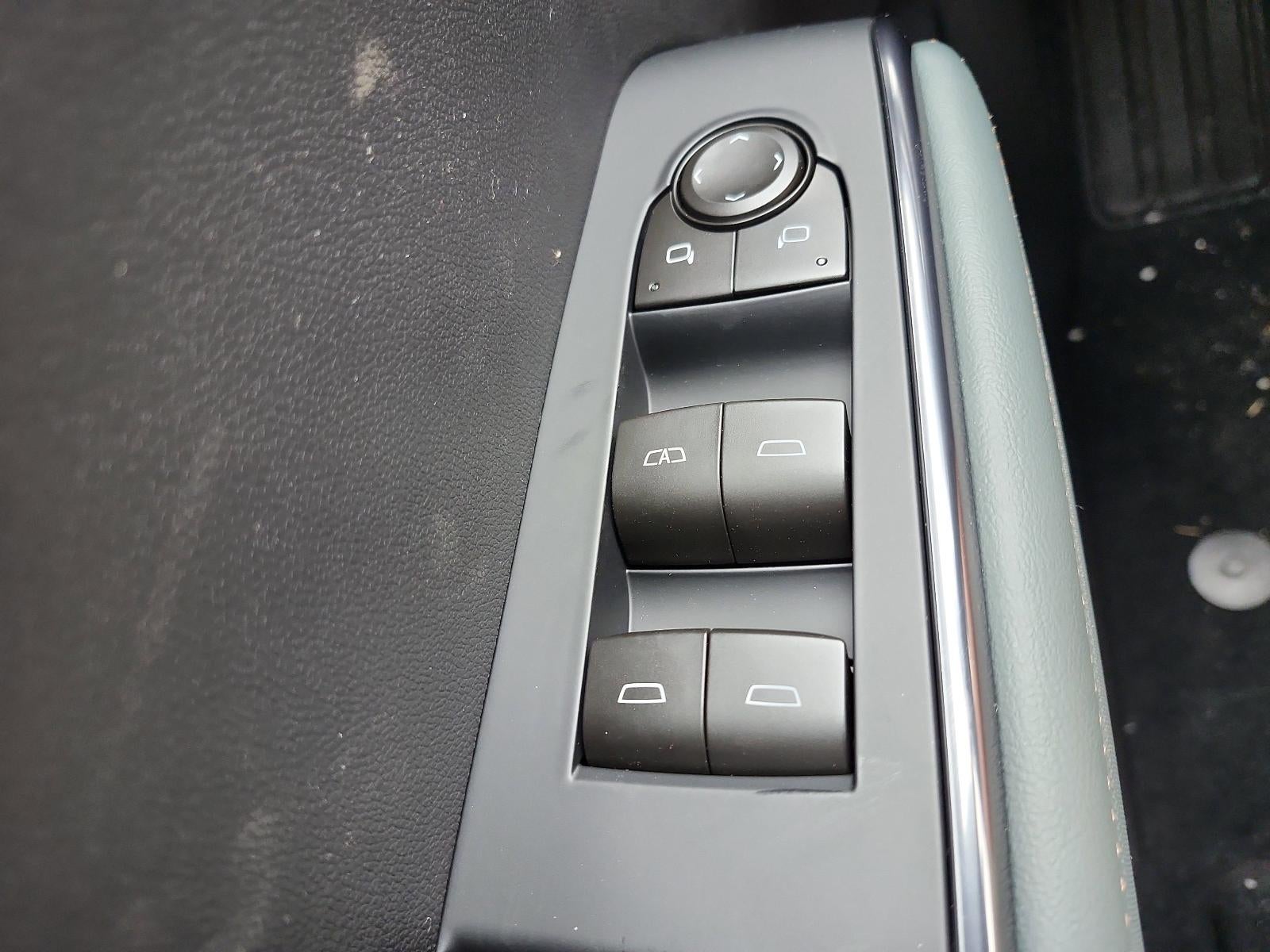 2026 GMC Acadia AWD AT4