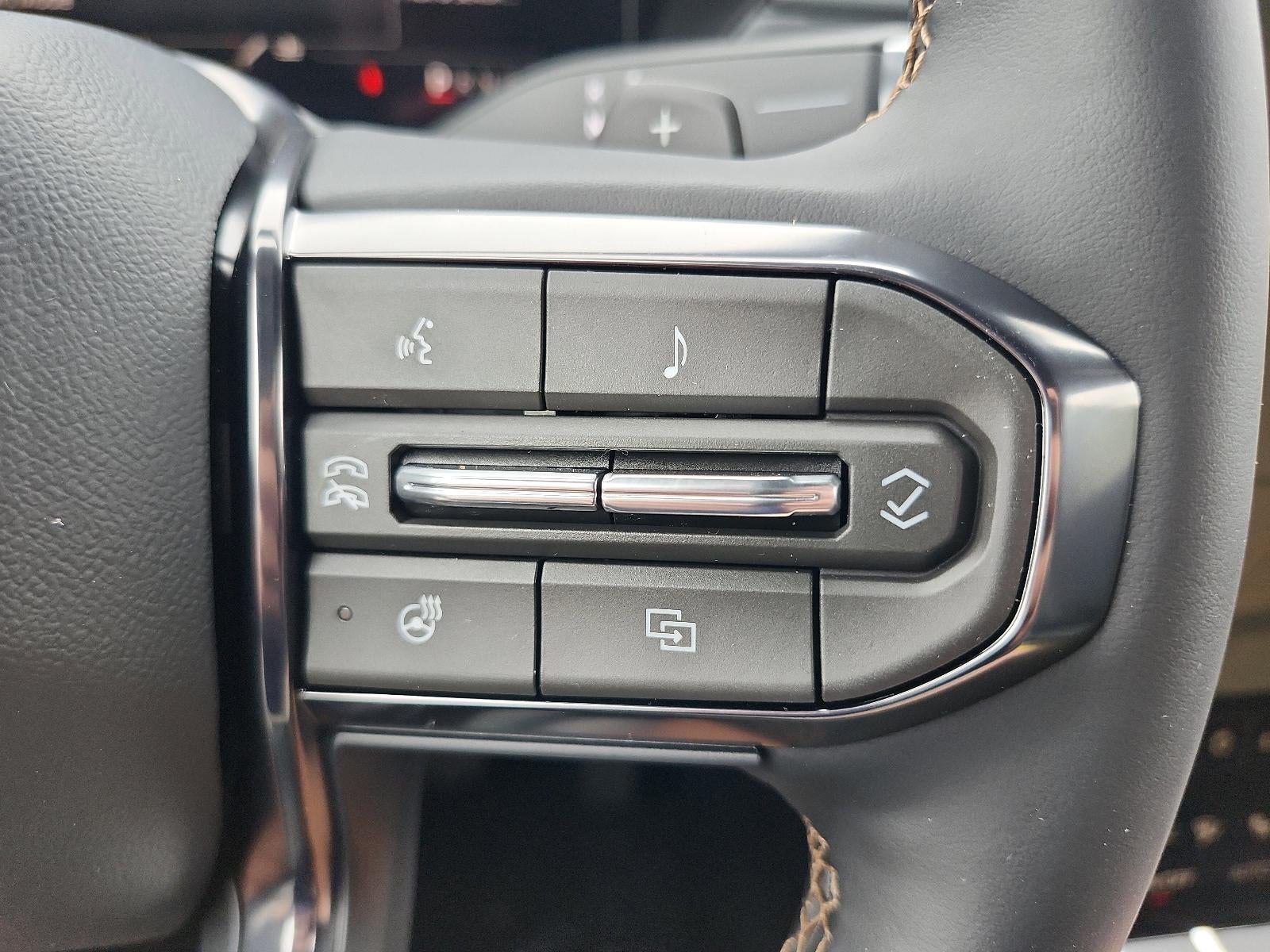 2026 GMC Acadia AWD AT4