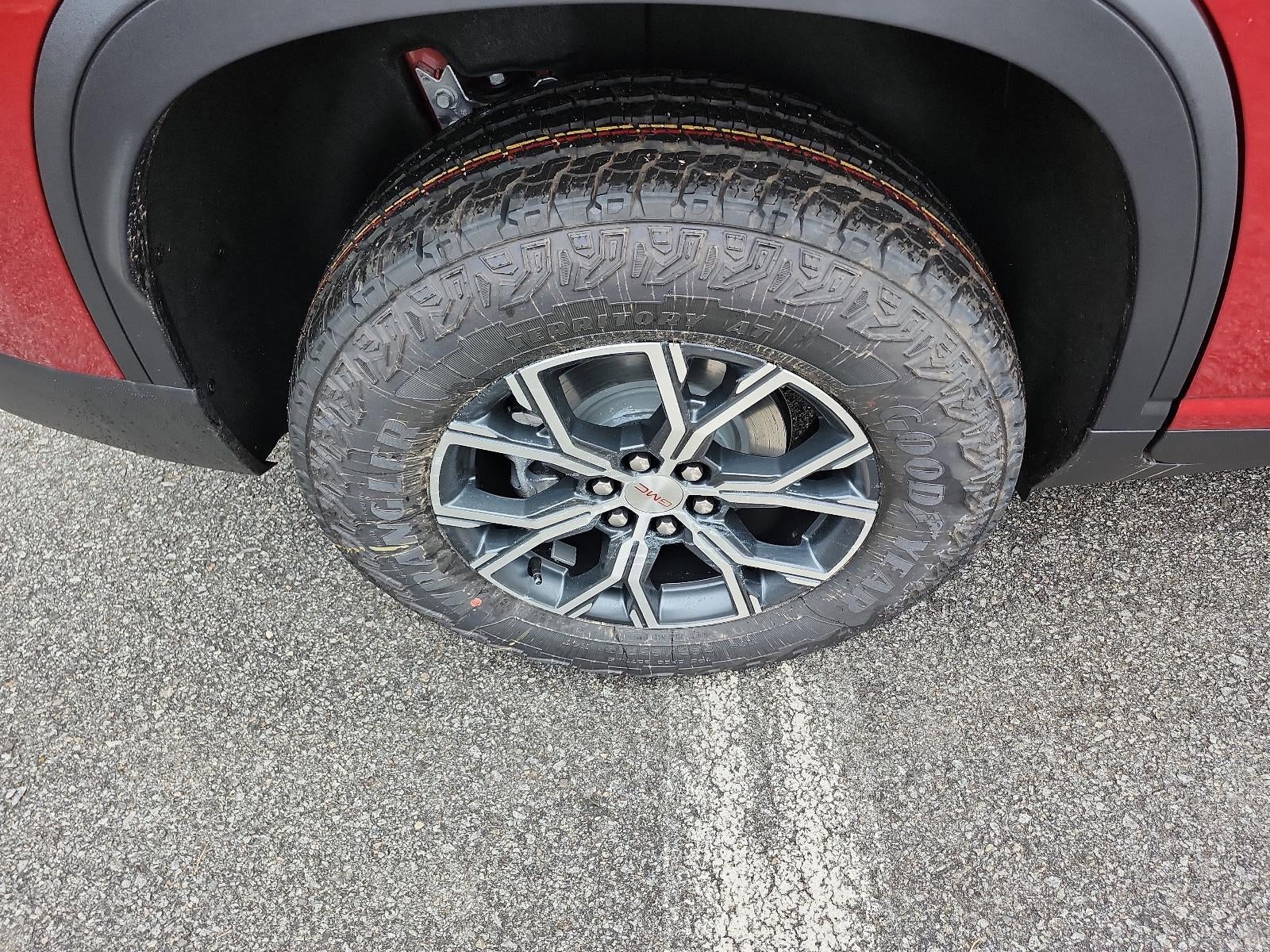 2026 GMC Acadia AWD AT4