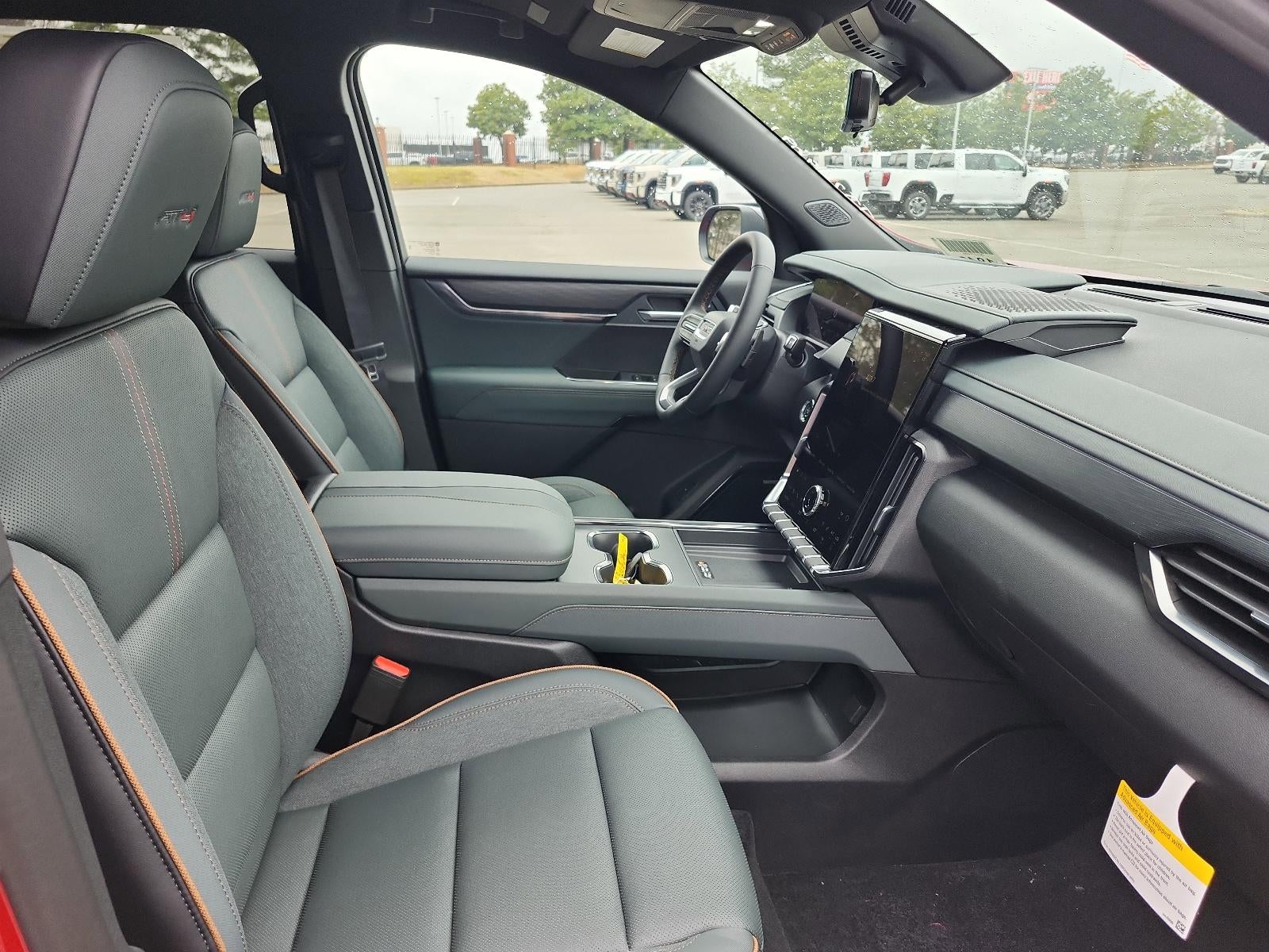 2026 GMC Acadia AWD AT4