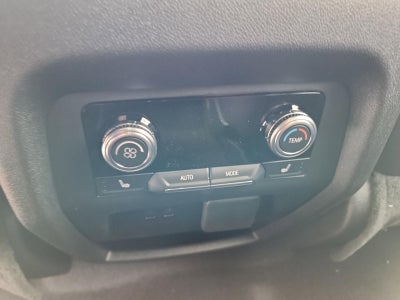 2026 GMC Acadia AWD AT4