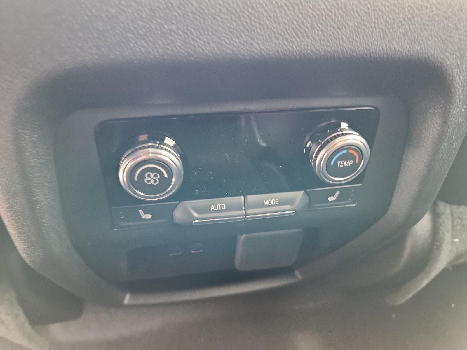 2026 GMC Acadia AWD AT4